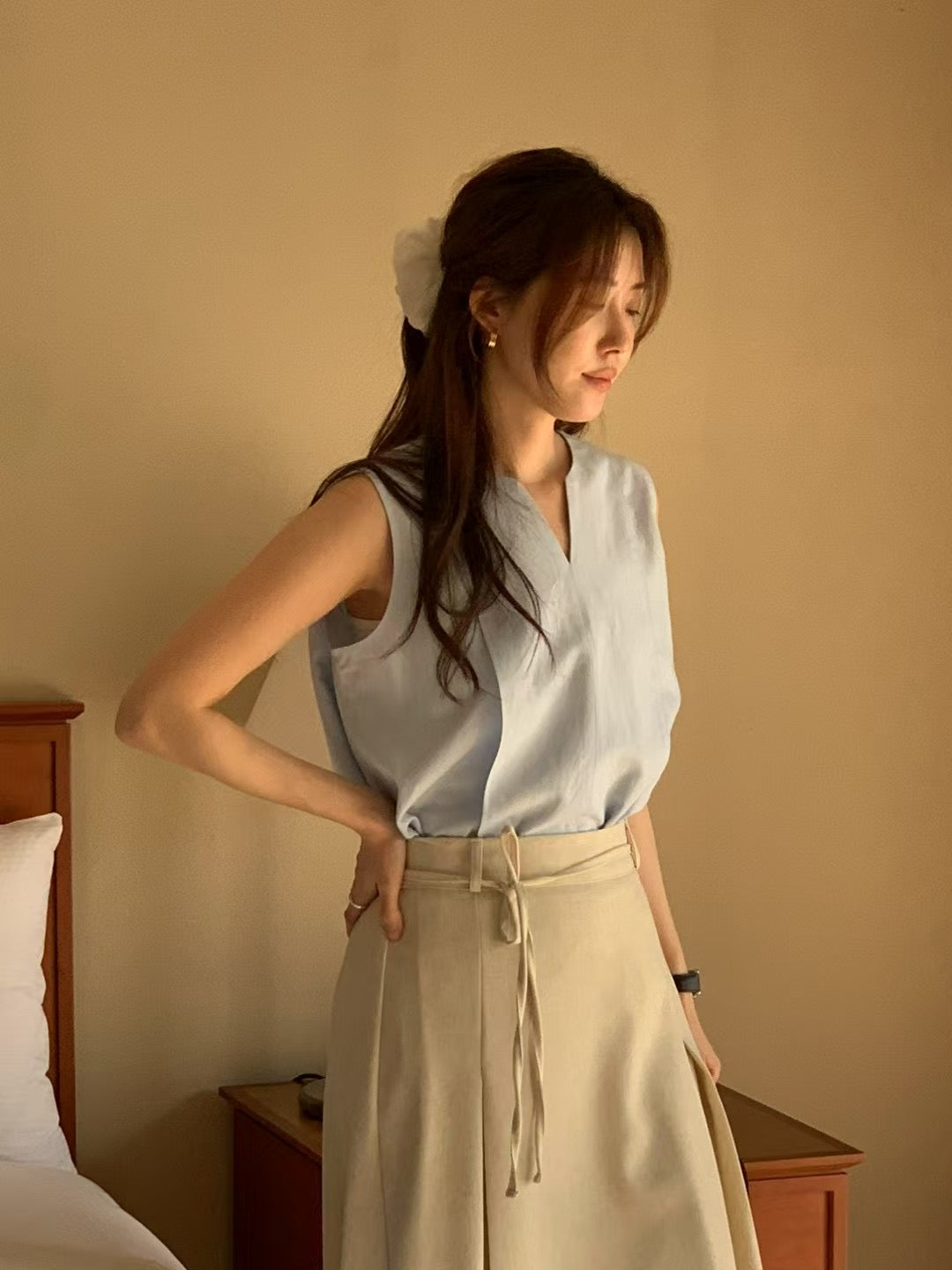 V-neck Linen Vest