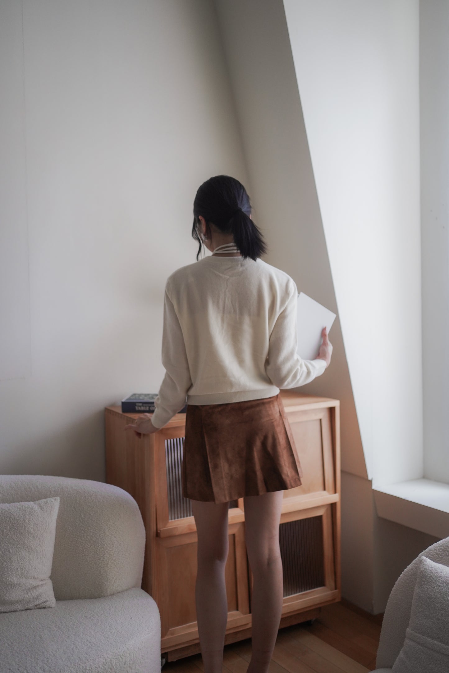 𝐎𝐜𝐭 Velvet Suede Mini Skort
