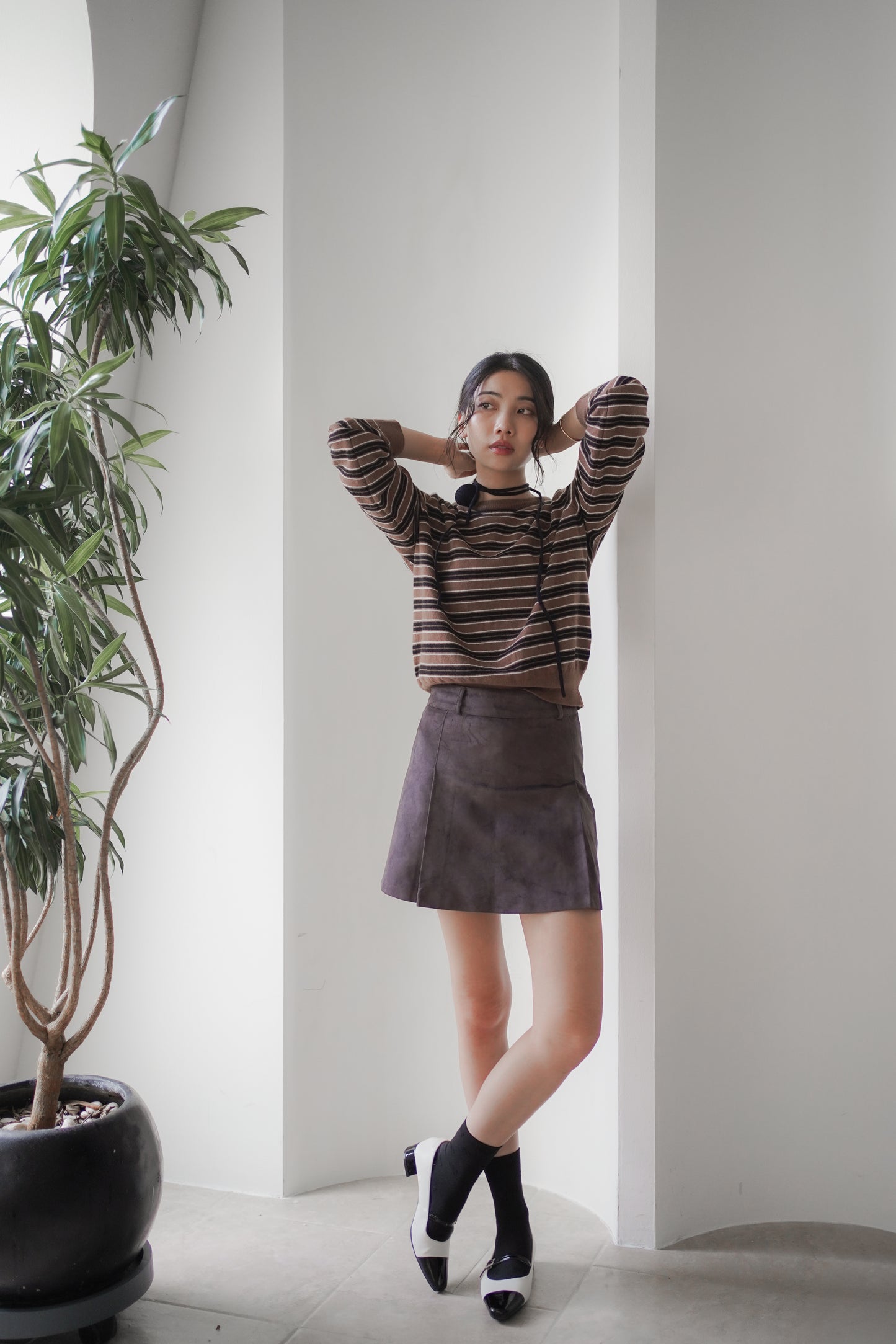 𝐎𝐜𝐭 Velvet Suede Mini Skort