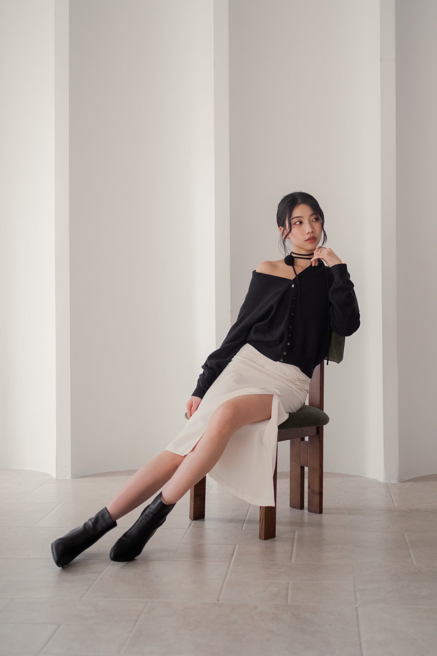 𝐊𝐞𝐝𝐢 𝐱 𝐓𝐡𝐞 𝐊𝐨𝐫𝐧𝐞𝐫 Sleeves Heel Boots - Black