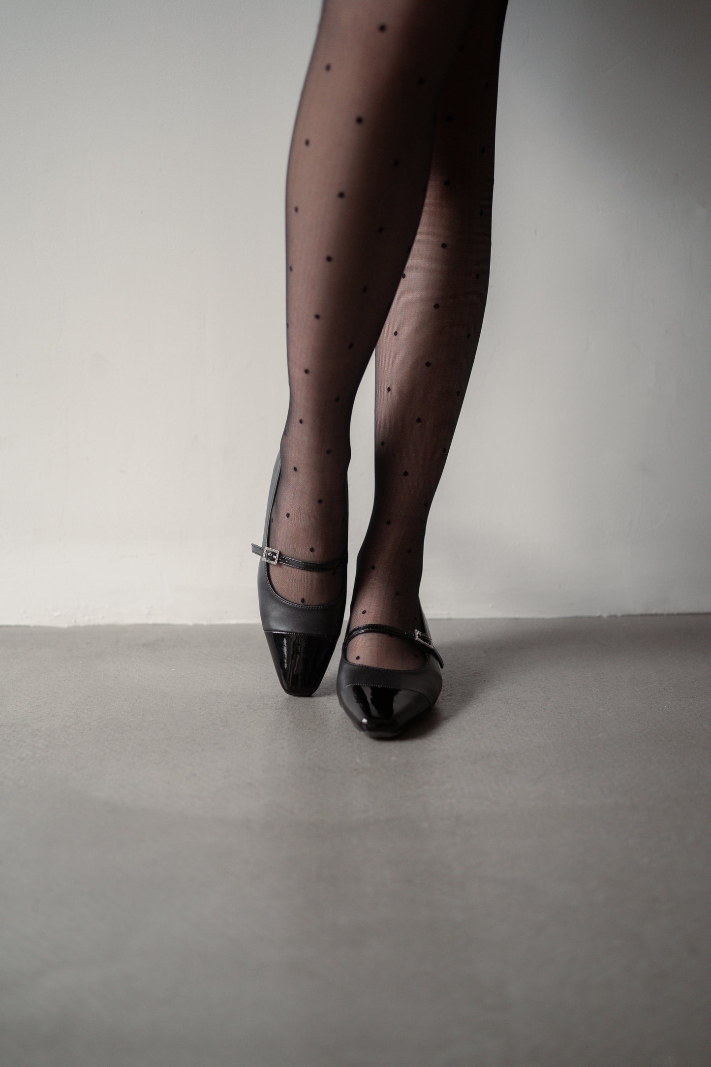 𝐊𝐞𝐝𝐢 𝐱 𝐓𝐡𝐞 𝐊𝐨𝐫𝐧𝐞𝐫 Sheer Tights