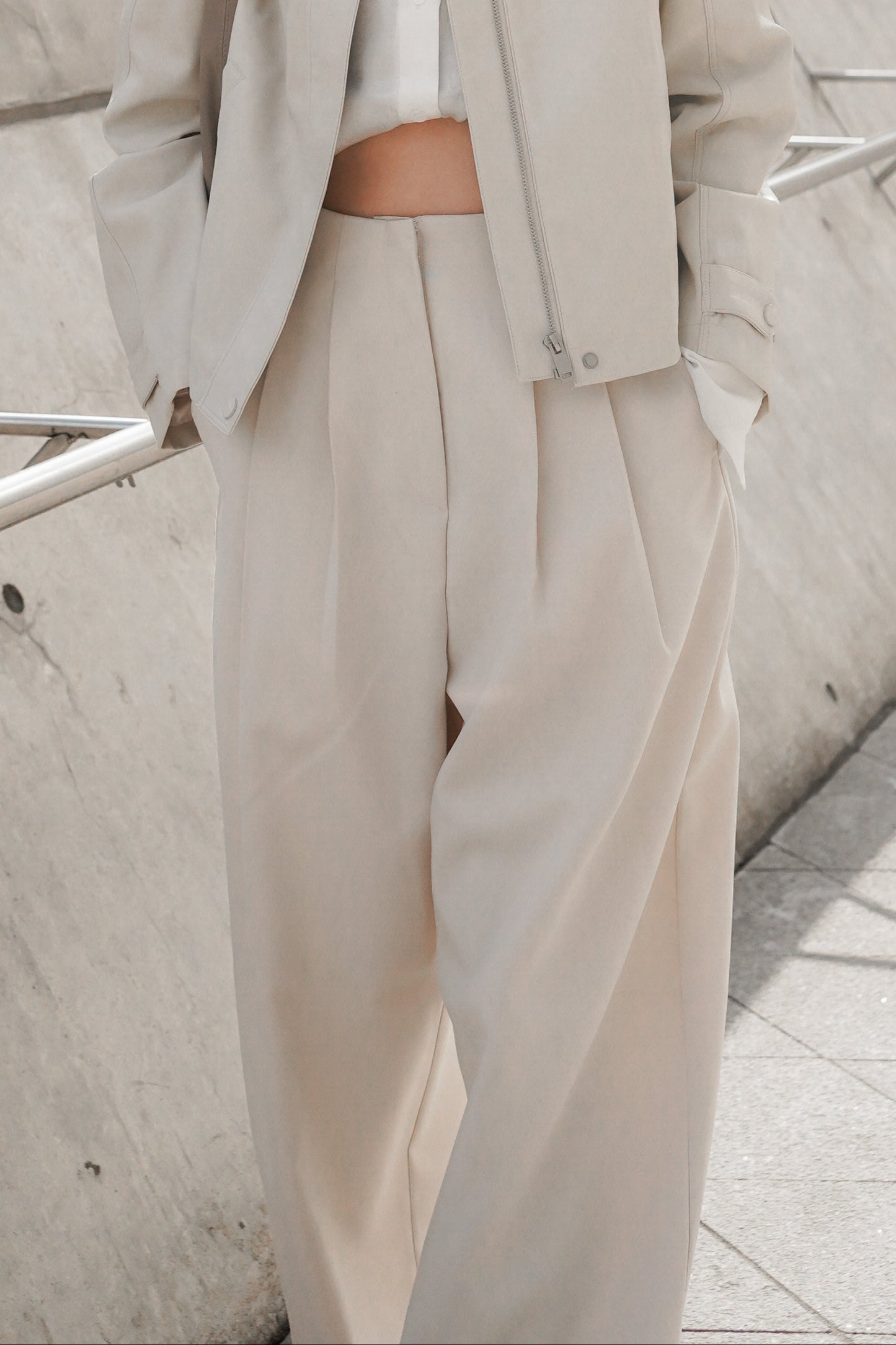 Wide Leg Pleated Pants