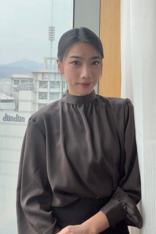 𝐅𝐚𝐥𝐥🍁 2-way Silky Blouse ✨ 𝘽𝙚𝙨𝙩