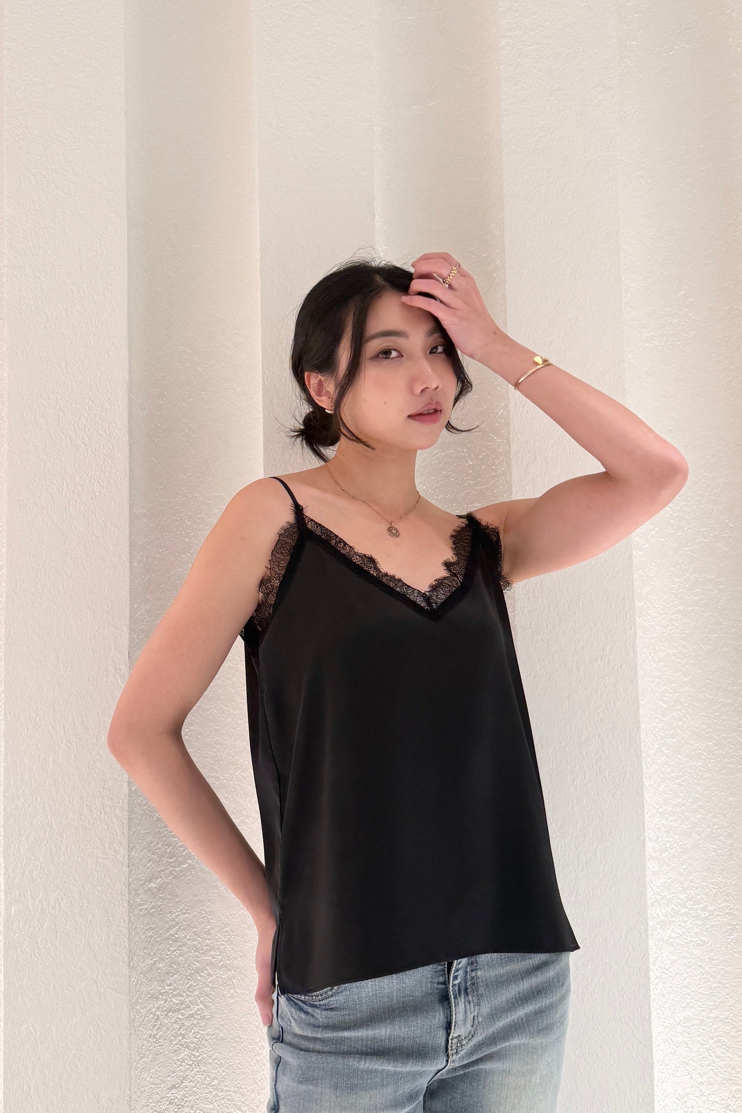 𝐀𝐩𝐫 〖Restock〗 Lace Silk Vest