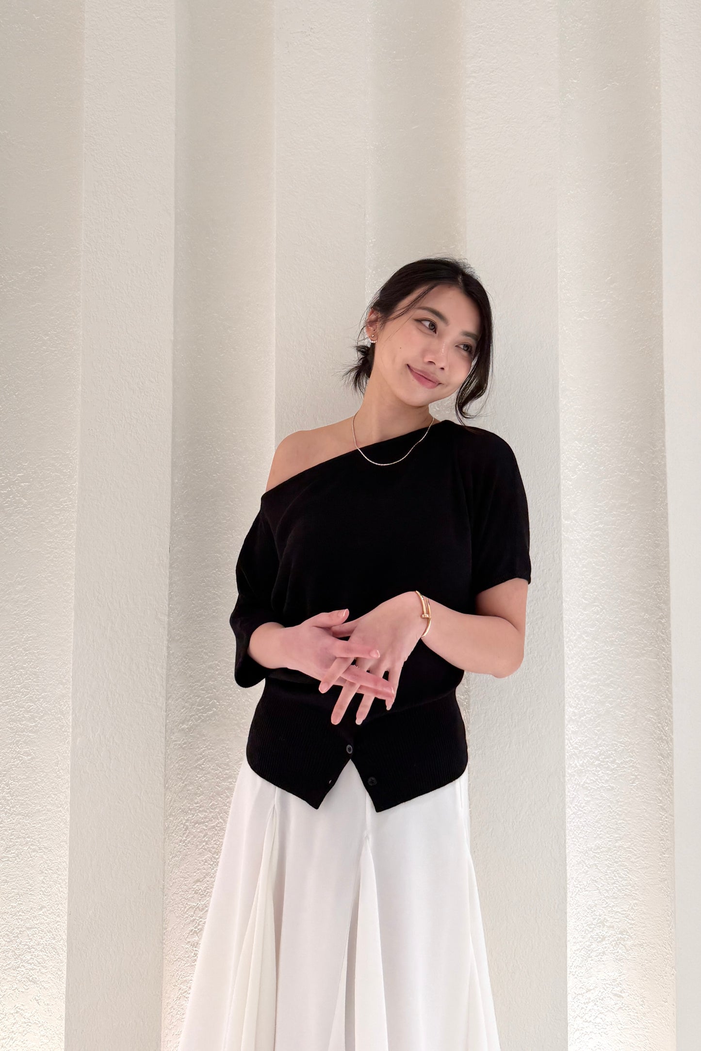 𝐅𝐞𝐛 One Shoulder Soft Knit