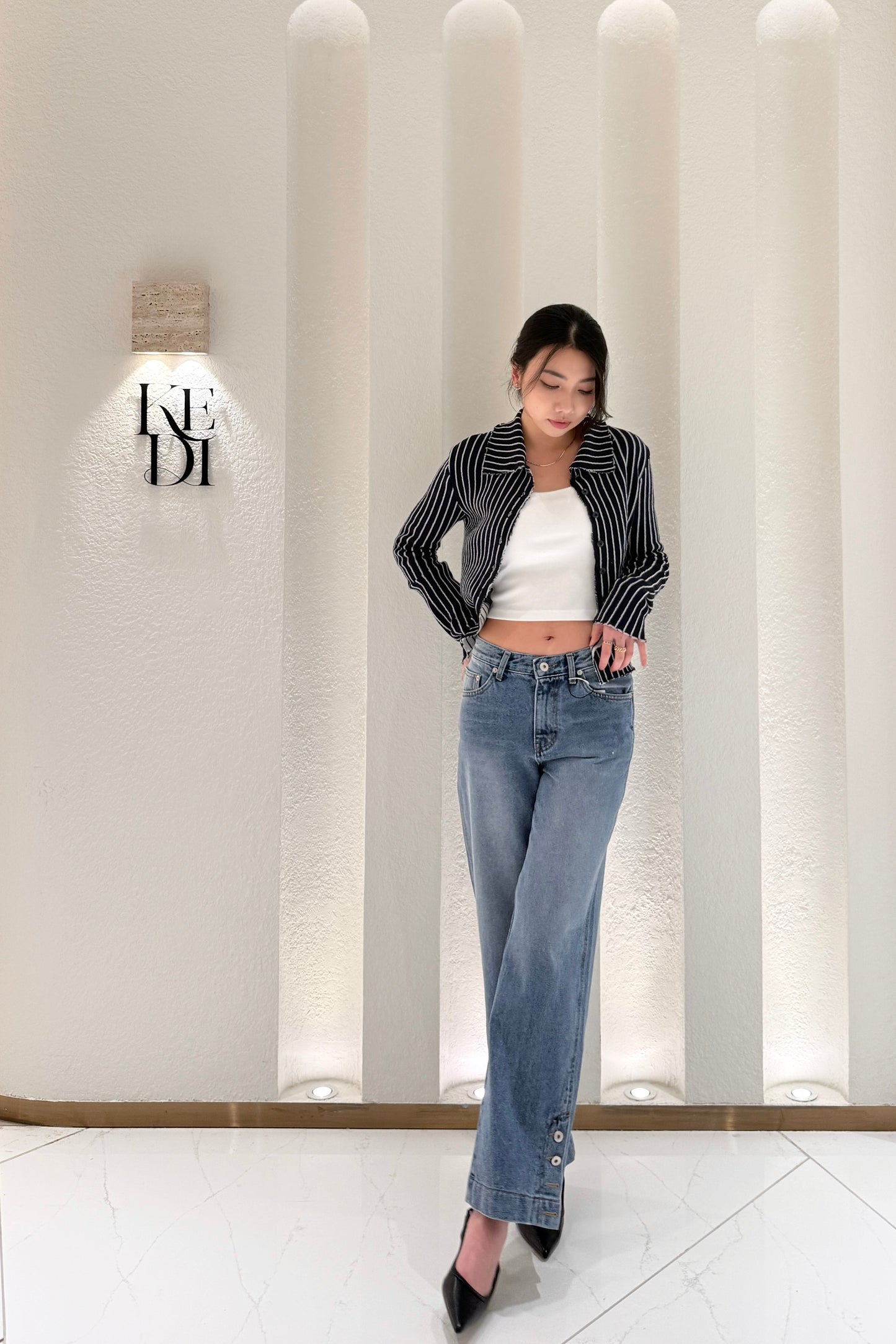 𝙎𝙖𝙡𝙚 Classic Ease Button-Hem Denim