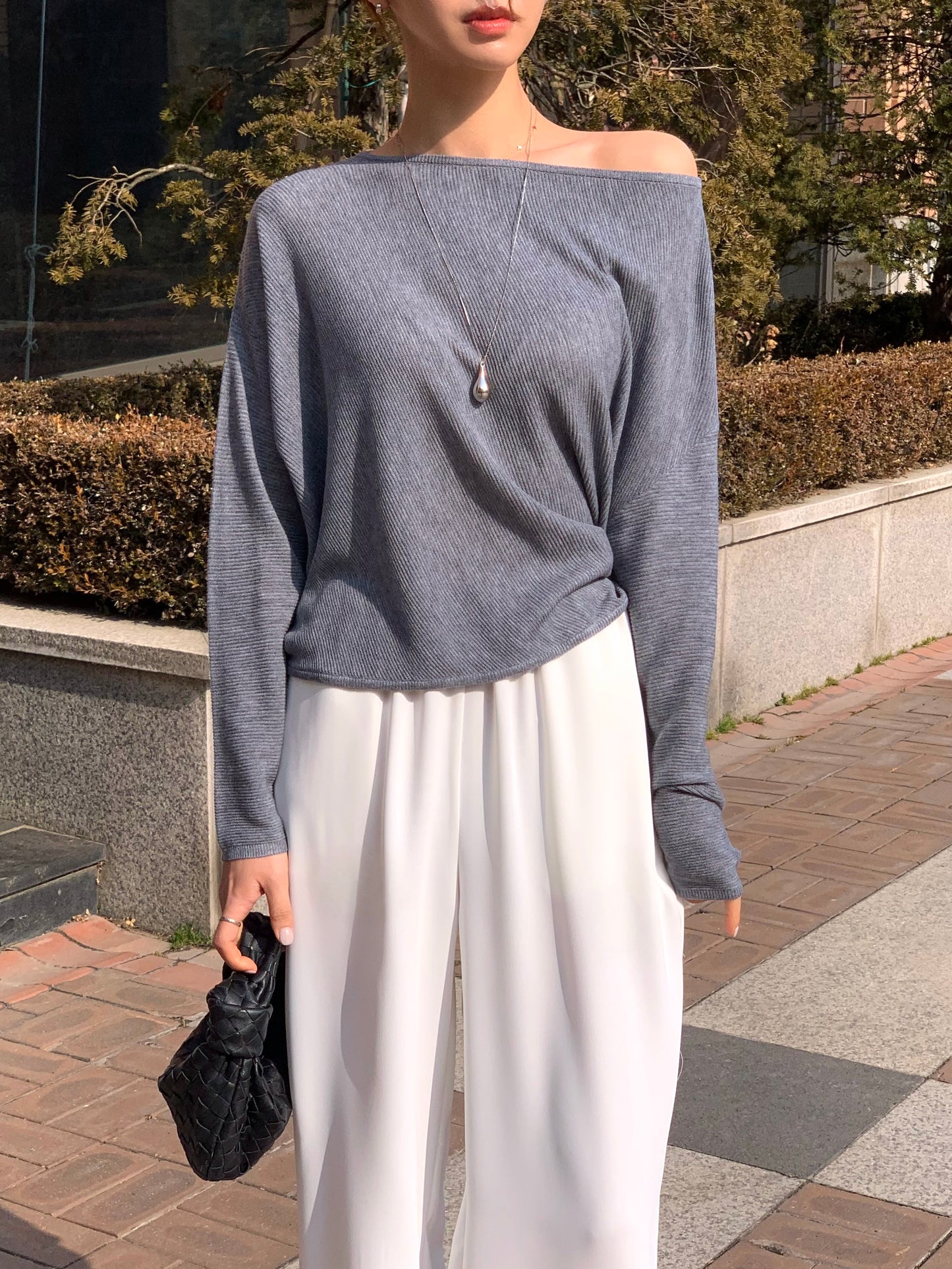 𝙎𝙖𝙡𝙚 One shoulder pullover