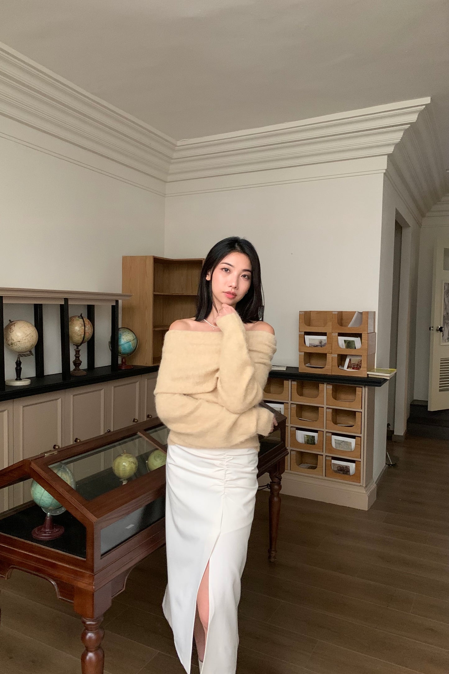 𝐍𝐨𝐯 Fluff Off-Shoulder Knit