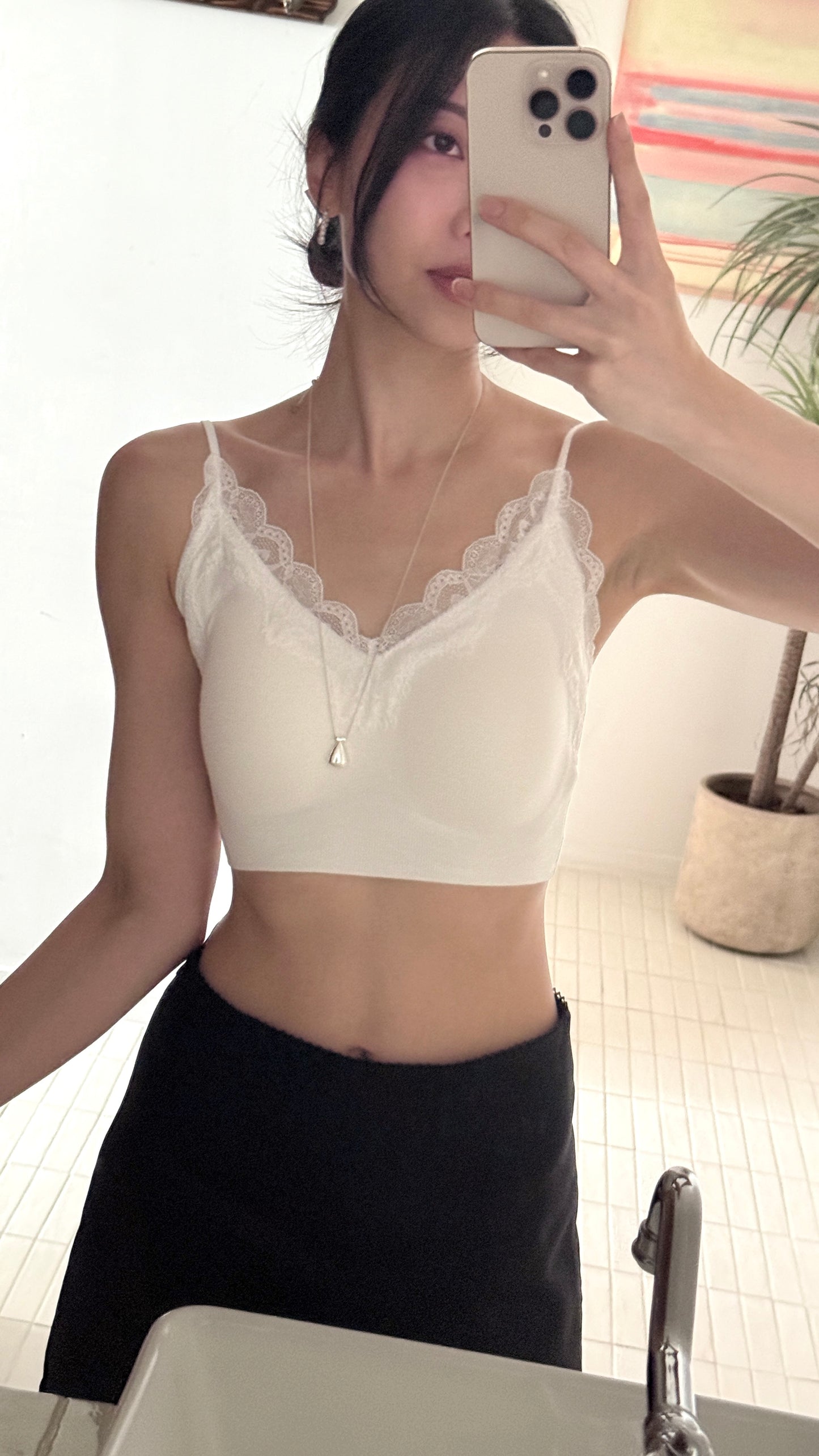 ᴊᴜʟ ꜱᴀʟᴇ ✨ V-Neck Lace Crop Bra Top