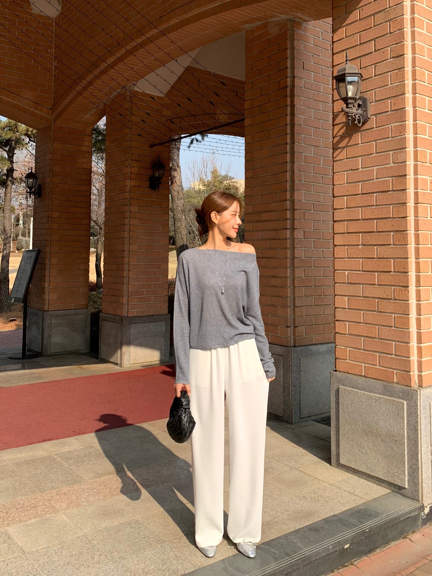 𝙎𝙖𝙡𝙚 One shoulder pullover