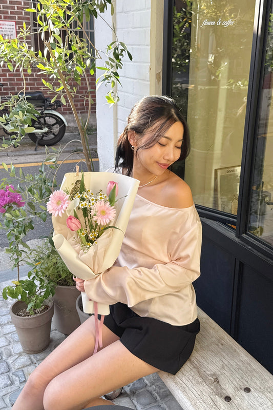 KR 𝐒𝐞𝐩【Office Basics】Satin Boatneck Top
