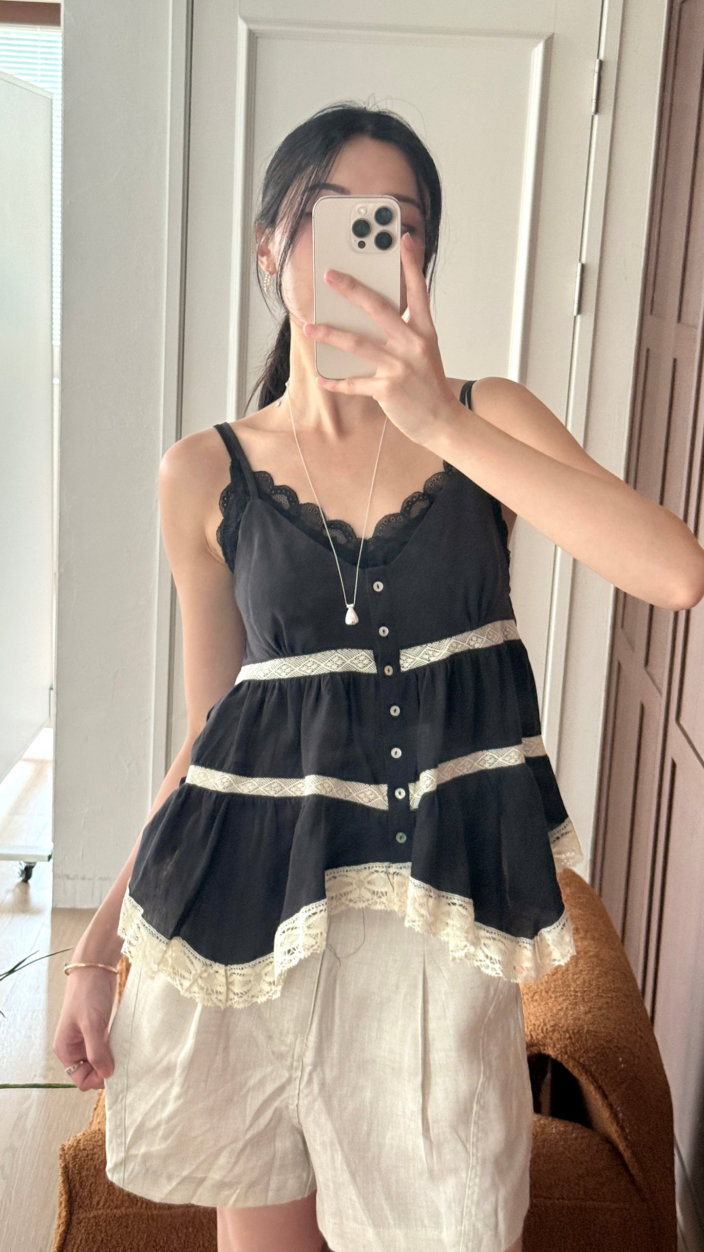 ᴊᴜʟ ꜱᴀʟᴇ ✨ Bohemian Line Shorts with belt