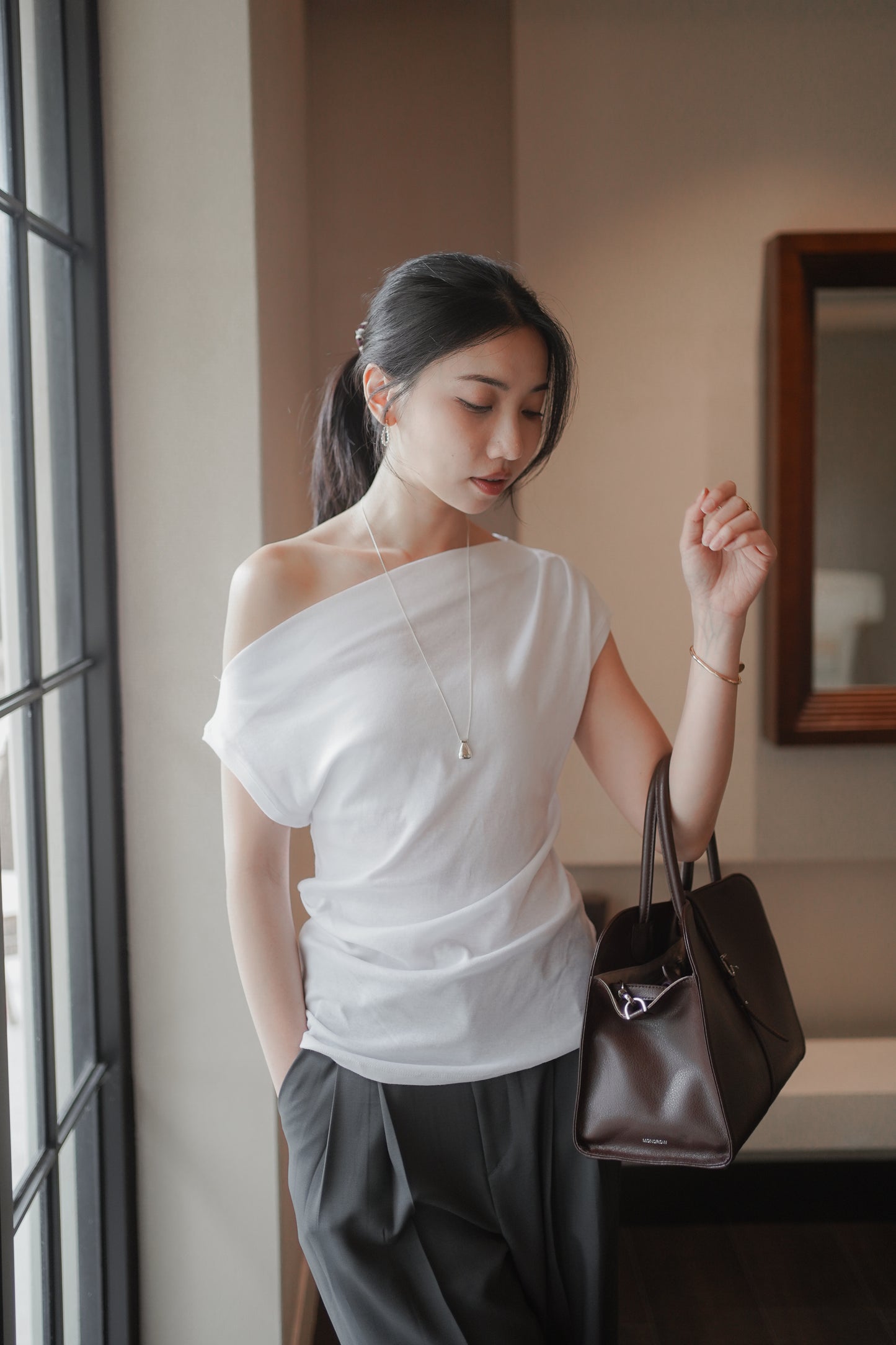 𝐉𝐮𝐧 【夏日百搭款】 Soft Angle Top