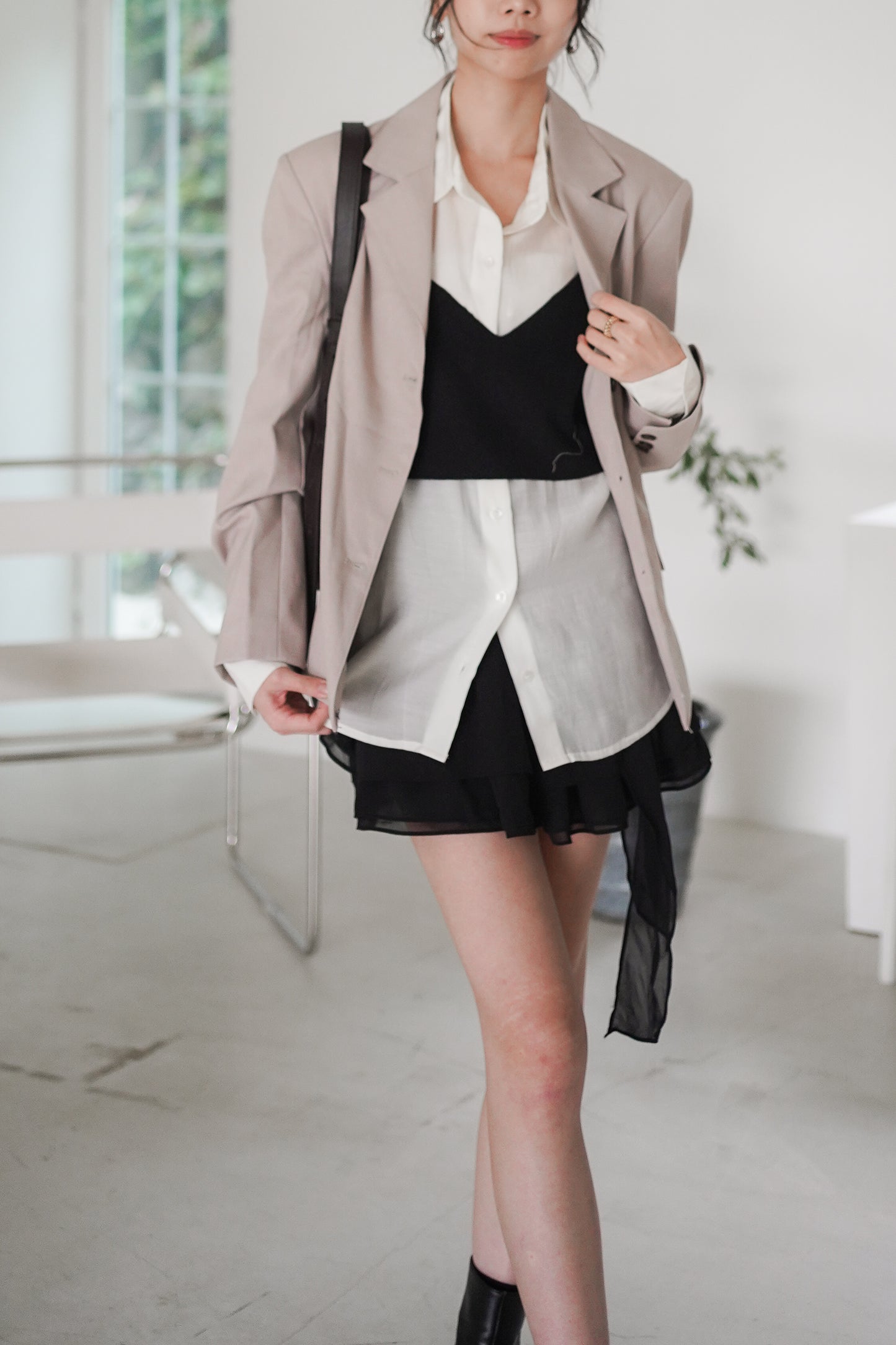 𝐒𝐞𝐩🇰🇷 Taupe City Blazer