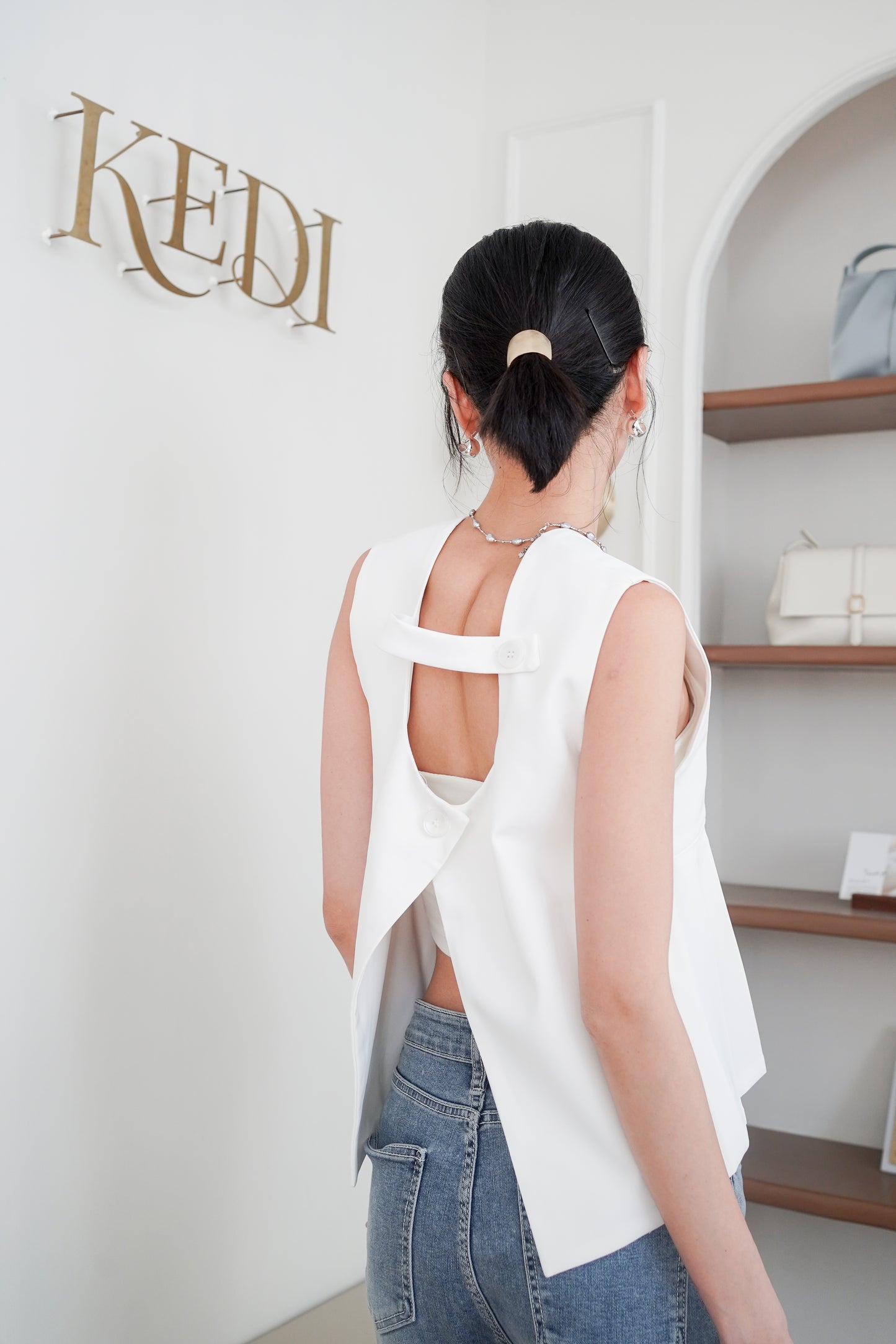 𝙆𝙧 🇰🇷  Open-back Square-neck Top