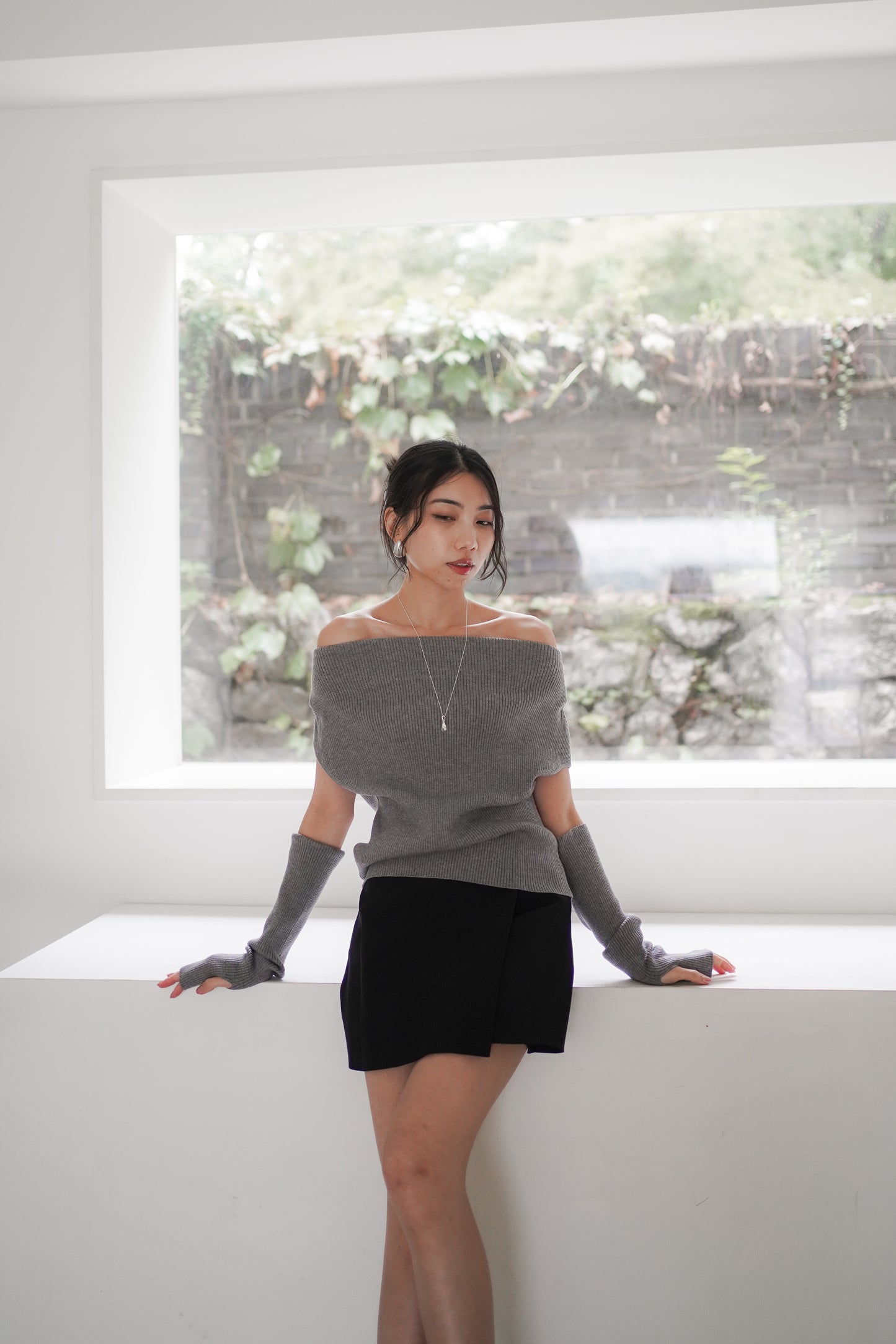𝐒𝐞𝐩🇰🇷 Warmer Off-Shoulder Knit