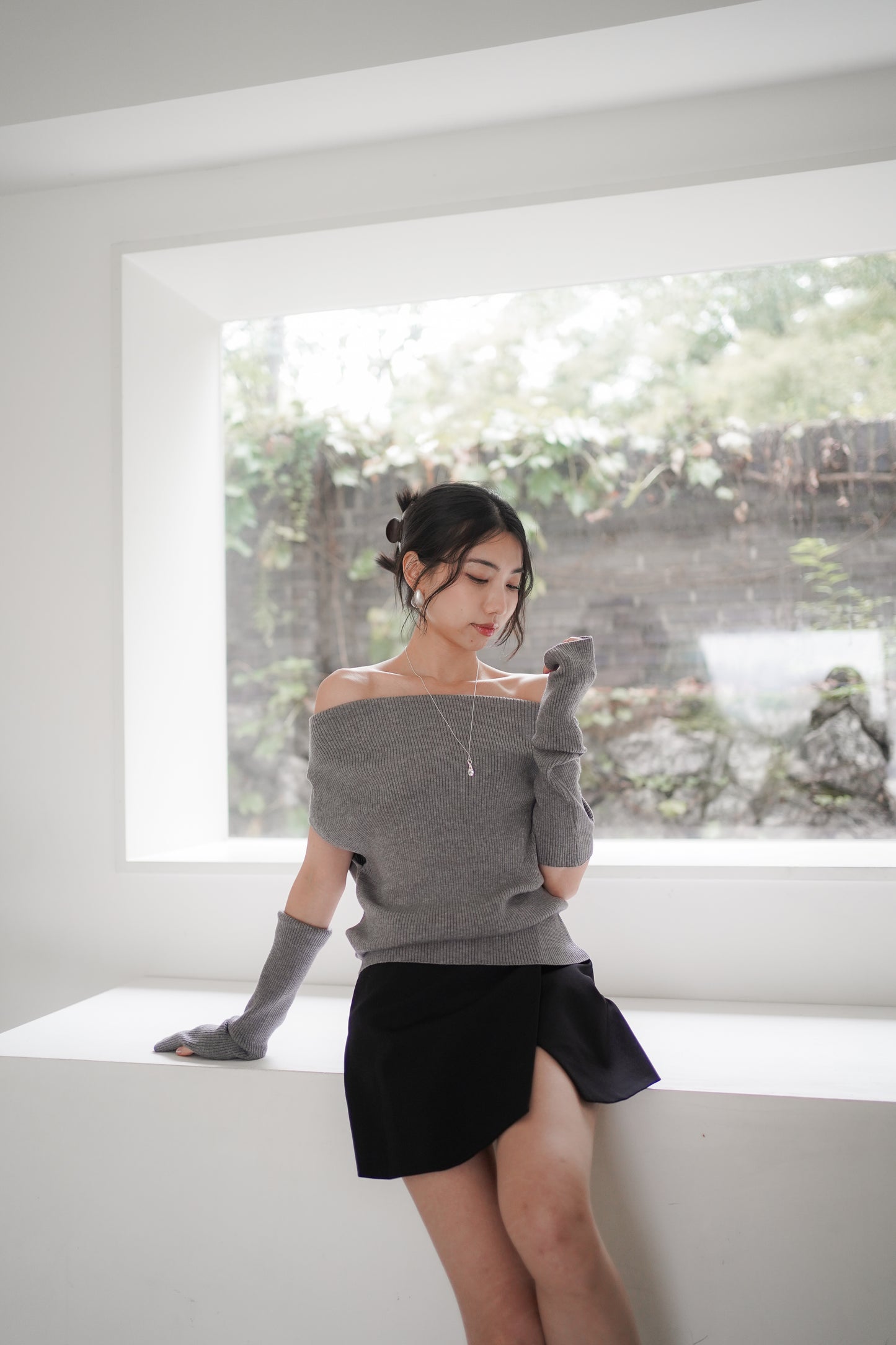 𝐒𝐞𝐩🇰🇷 Warmer Off-Shoulder Knit
