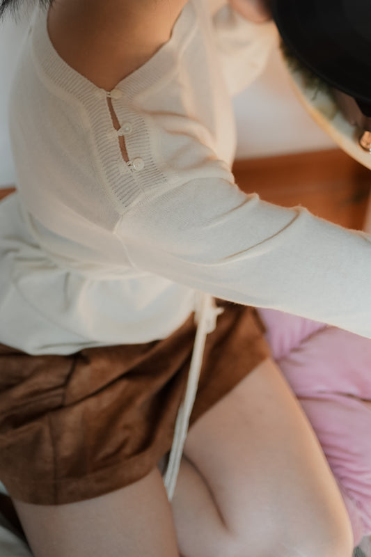 𝐃𝐞𝐜 Fine-Gauge Tie Wool Knit