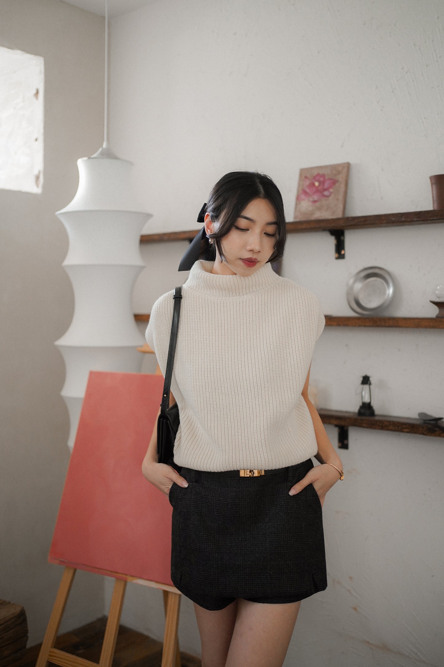 𝐃𝐞𝐜 Sculpted Mock-Neck Vest