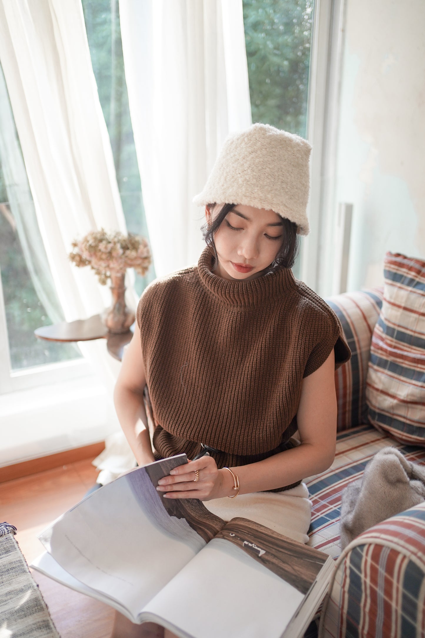 𝐃𝐞𝐜 Sculpted Mock-Neck Vest