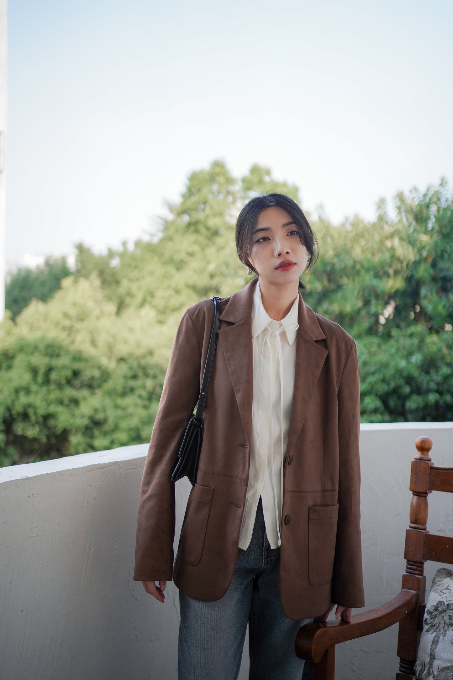 𝐃𝐞𝐜 Luminous Silk-Tie Blouse