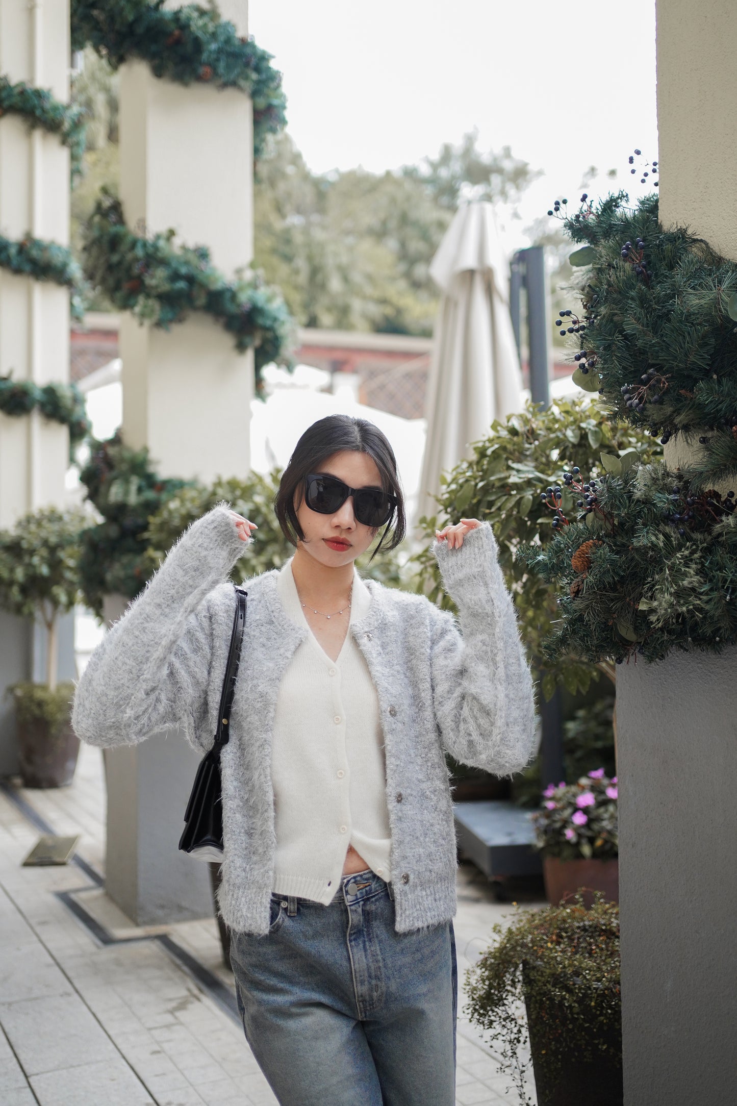𝙎𝙖𝙡𝙚 Soft Light Wool Knit Cardigan