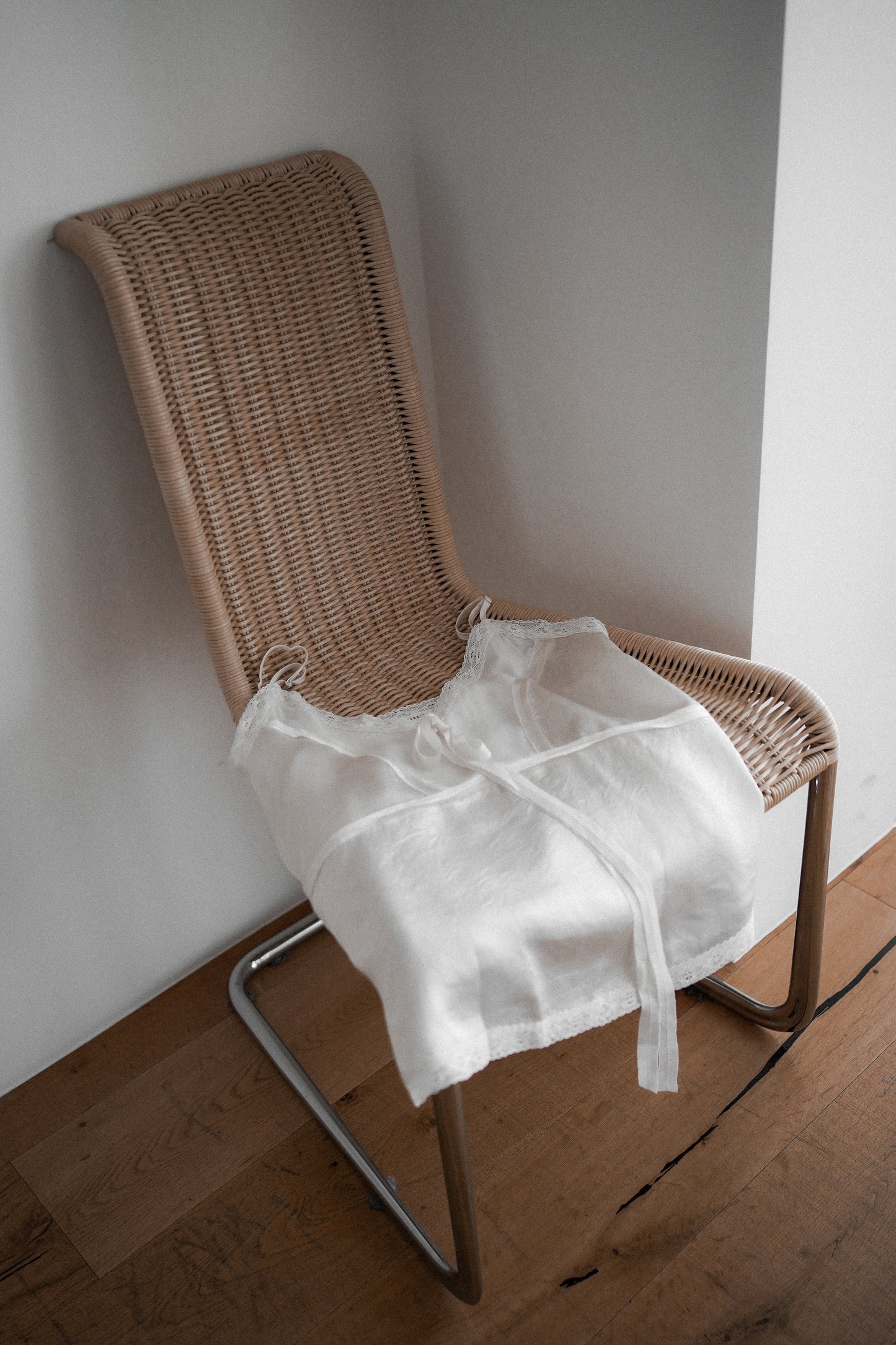𝐌𝐚𝐫🇰🇷 〖高級法式慵懶〗Veil Lace Camisole