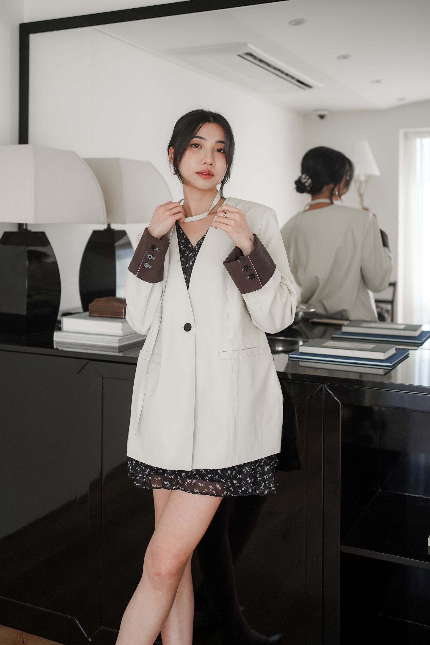 𝙎𝙖𝙡𝙚〖推薦款〗 Faux Leather Urban Blazer