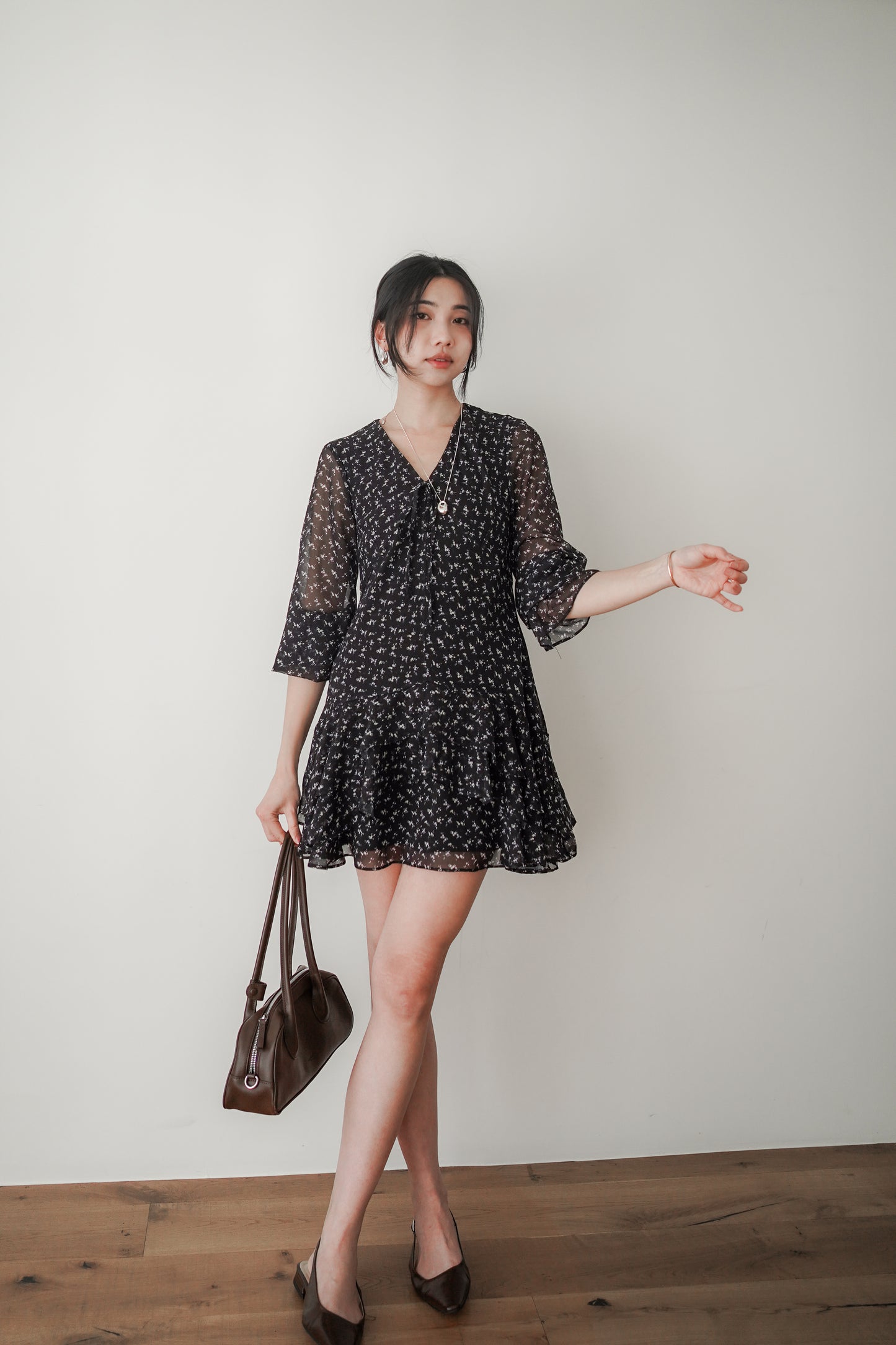 𝐌𝐚𝐫🇰🇷 〖法式感〗 Noir Fleur Dress
