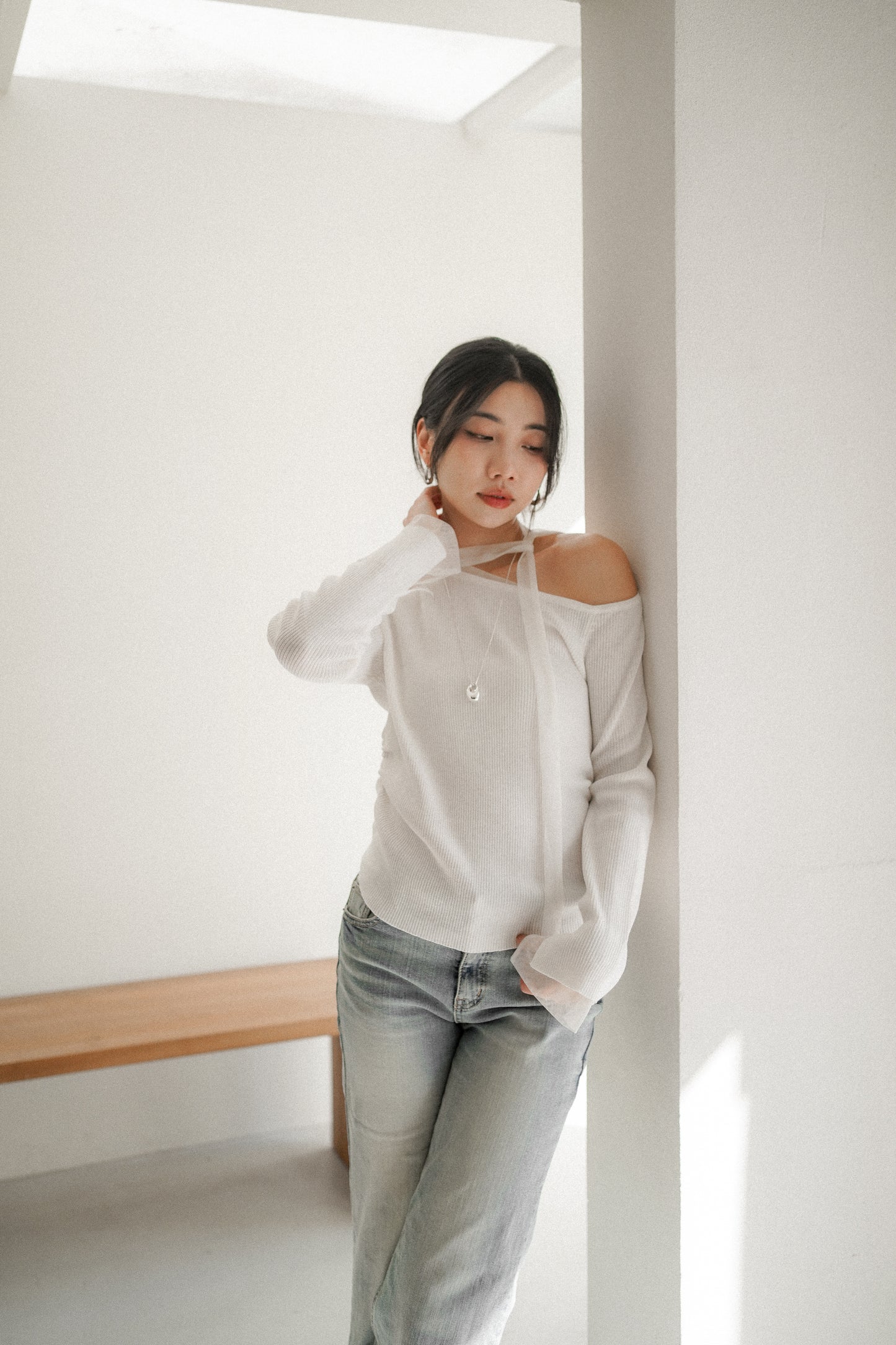 𝐌𝐚𝐫🇰🇷 One Shoulder Tie Knit Top