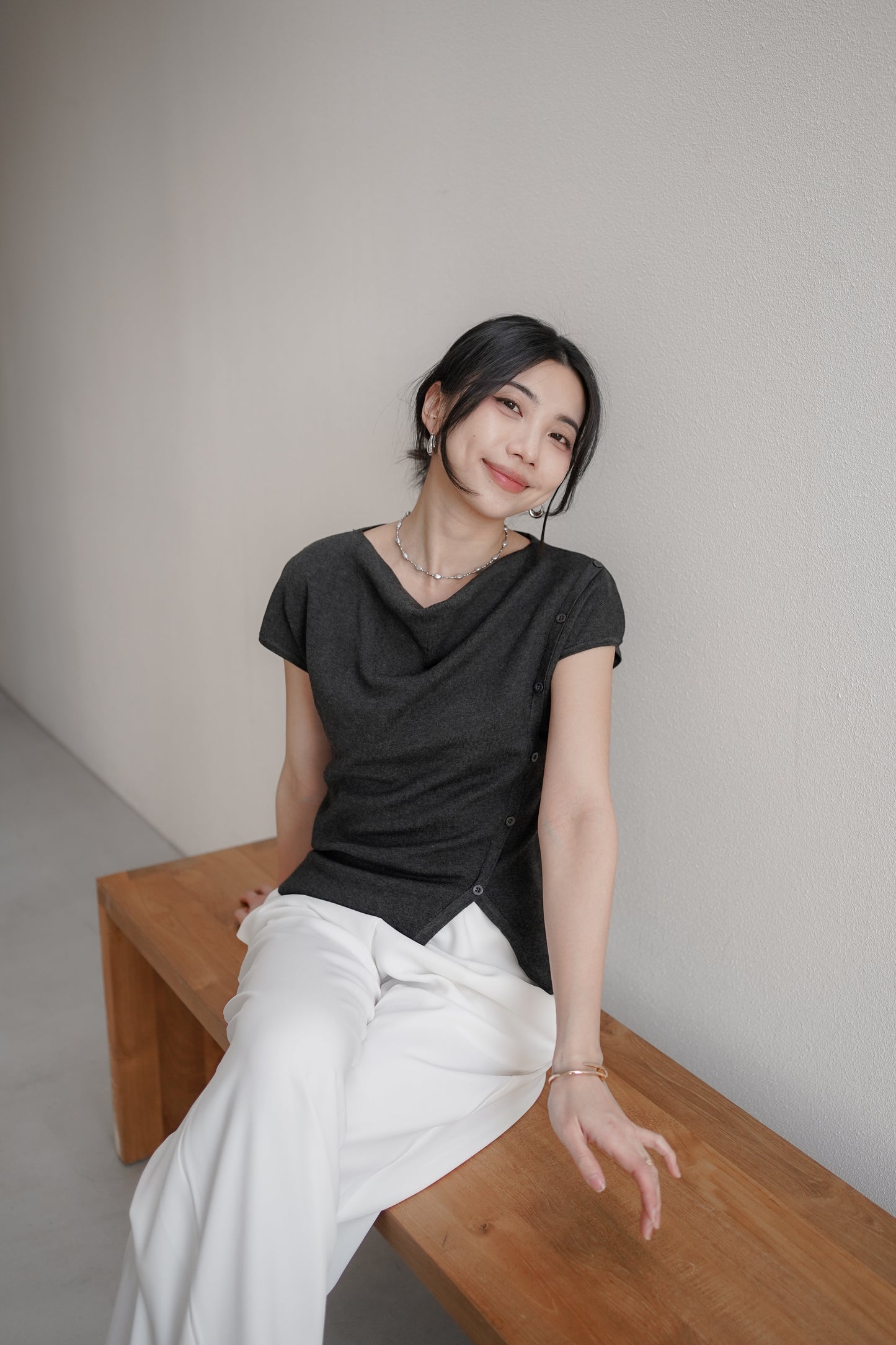 𝐌𝐚𝐫🇰🇷 Contour Knit Top