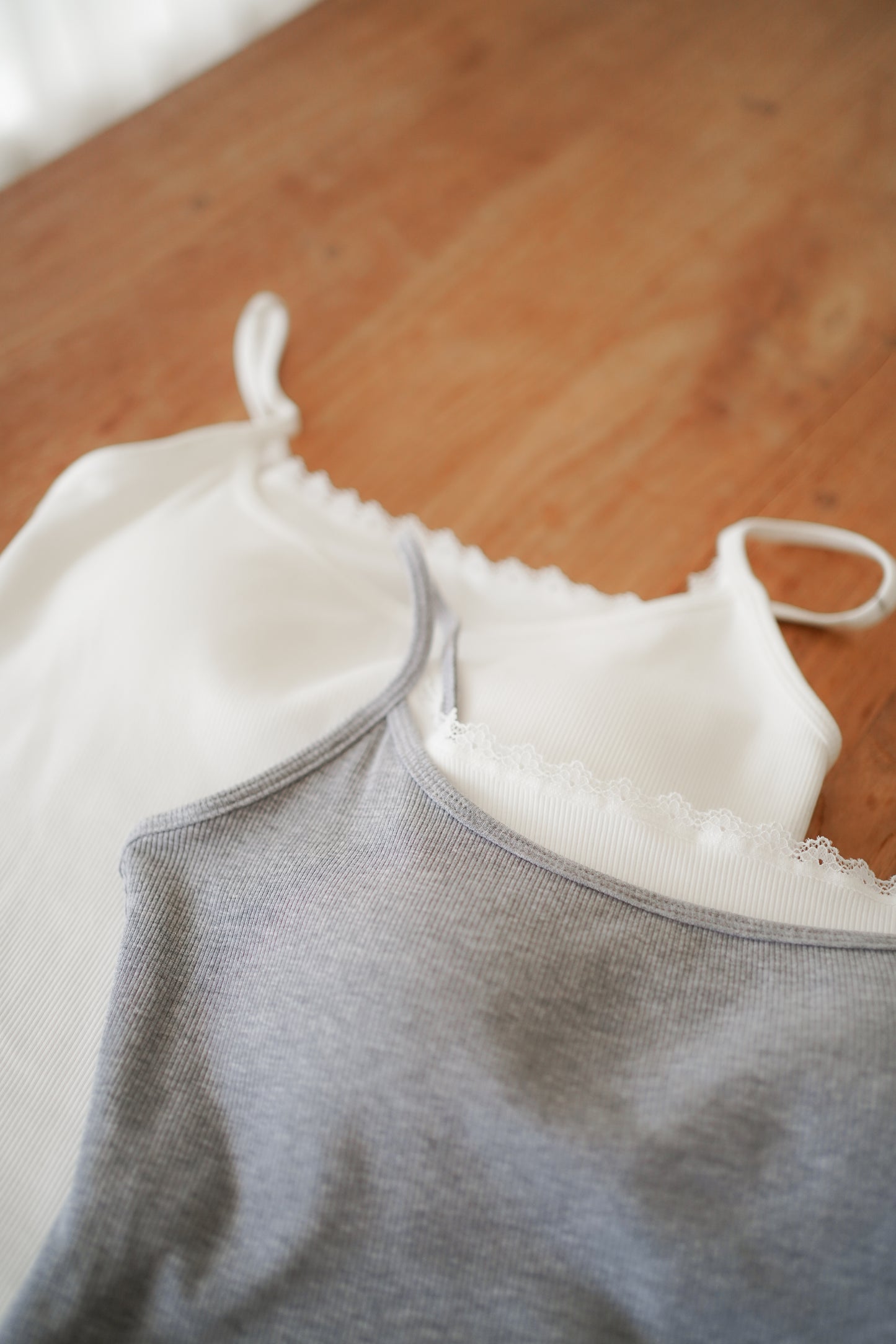𝐌𝐚𝐲🇰🇷 Lace Padded Top