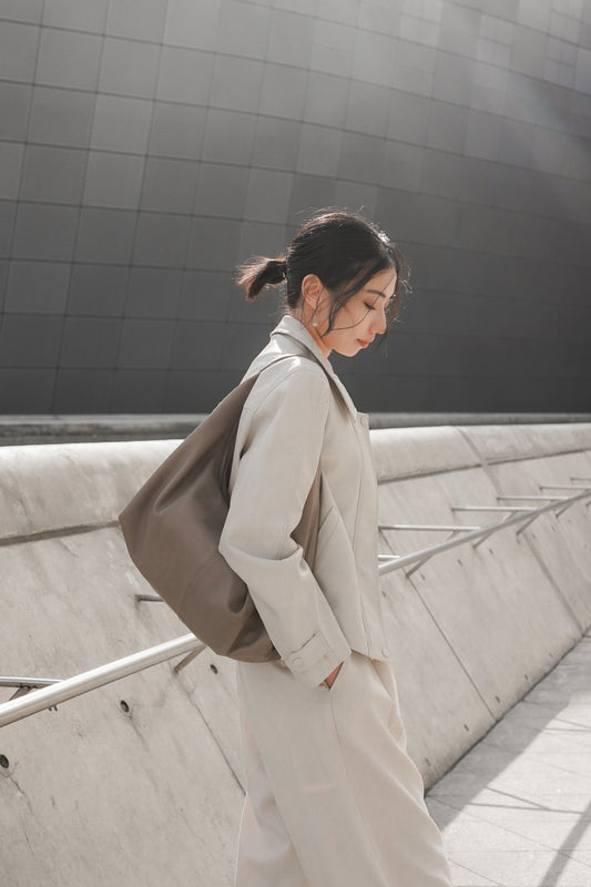 𝐅𝐞𝐛 🇰🇷 【全羊皮百搭大容量袋！】Lambskin Croissant Bag