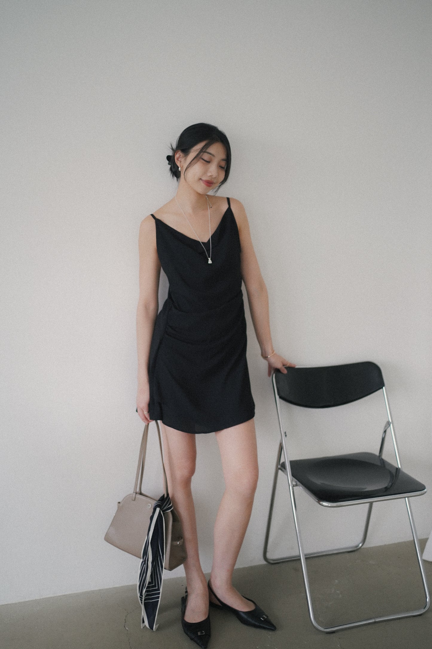 𝐌𝐚𝐲 〖法式清冷〗Cowl Neck Satin Mini Dress