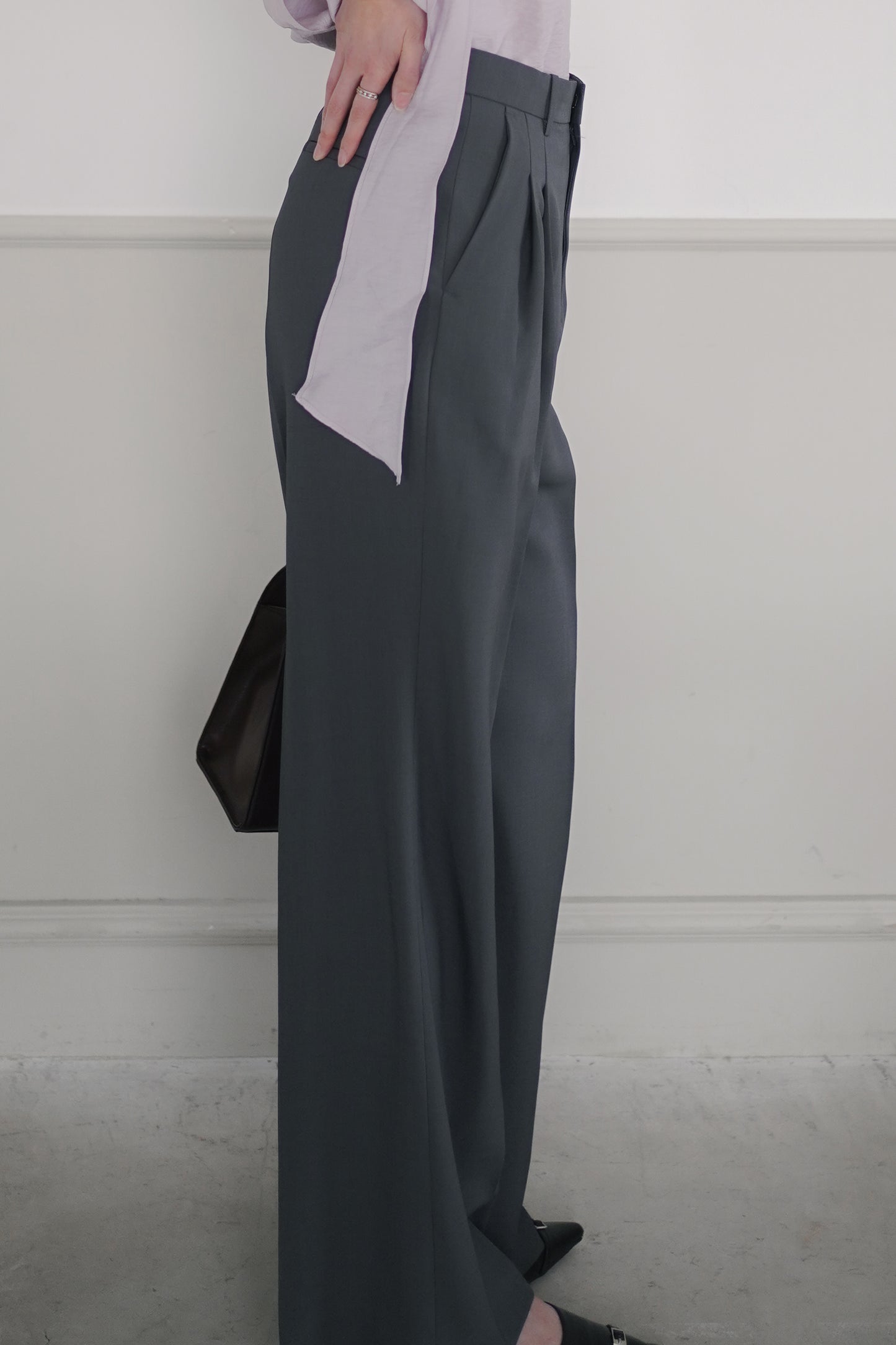 𝐌𝐚𝐲 〖老錢風｜涼感免熨〗 Modern Double Tuck Trousers