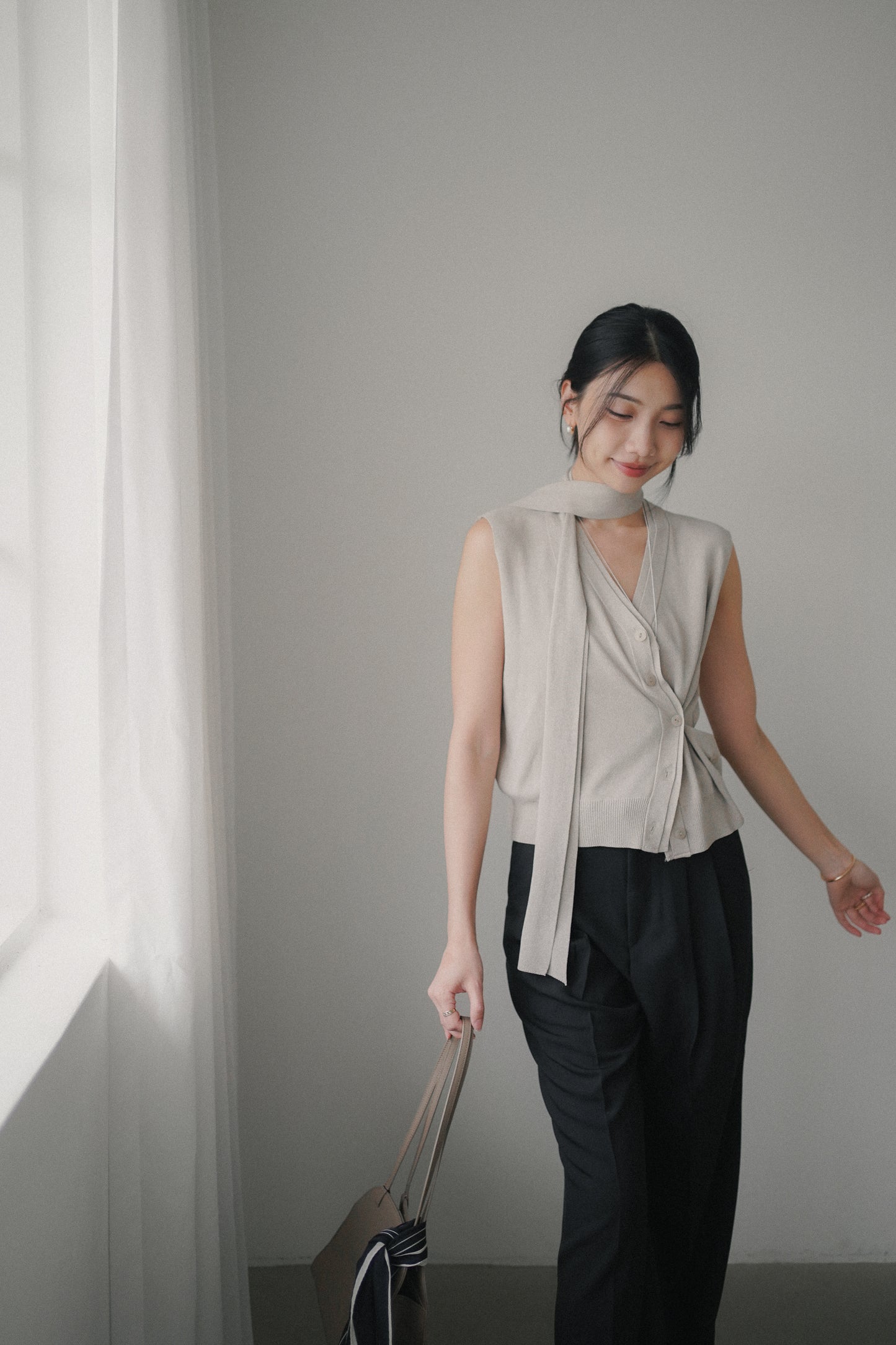 𝐌𝐚𝐲 〖Office Pick | 免熨〗Drape Scarf Twist Vestᵇᵉˢᵗ ⁱᵗᵉᵐ