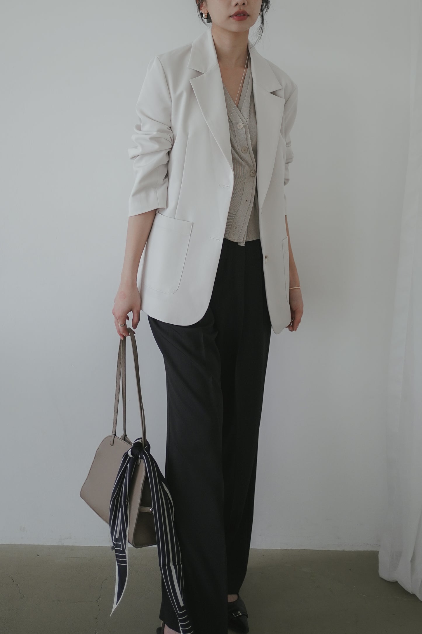 𝐌𝐚𝐲【Kedi Made | 免熨超薄無肩墊】Air Ease Lightweight Blazer ᵇᵉˢᵗ ⁱᵗᵉᵐ
