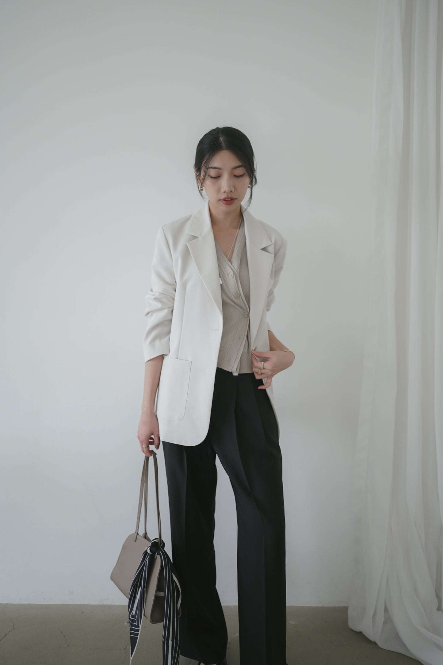 𝐌𝐚𝐲【Kedi Made | 免熨超薄無肩墊】Air Ease Lightweight Blazer ᵇᵉˢᵗ ⁱᵗᵉᵐ