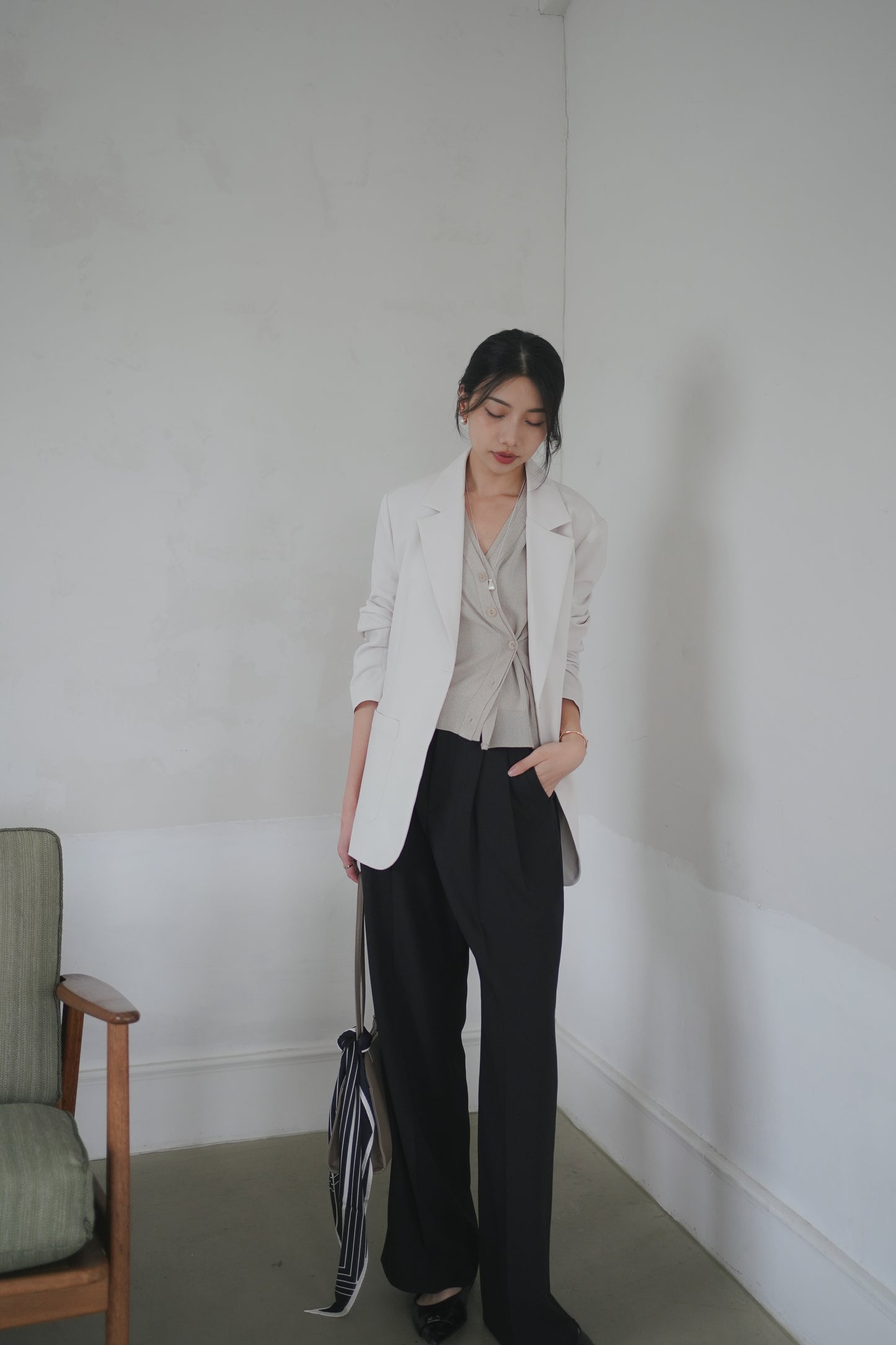 𝐌𝐚𝐲【Kedi Made | 免熨超薄無肩墊】Air Ease Lightweight Blazer ᵇᵉˢᵗ ⁱᵗᵉᵐ