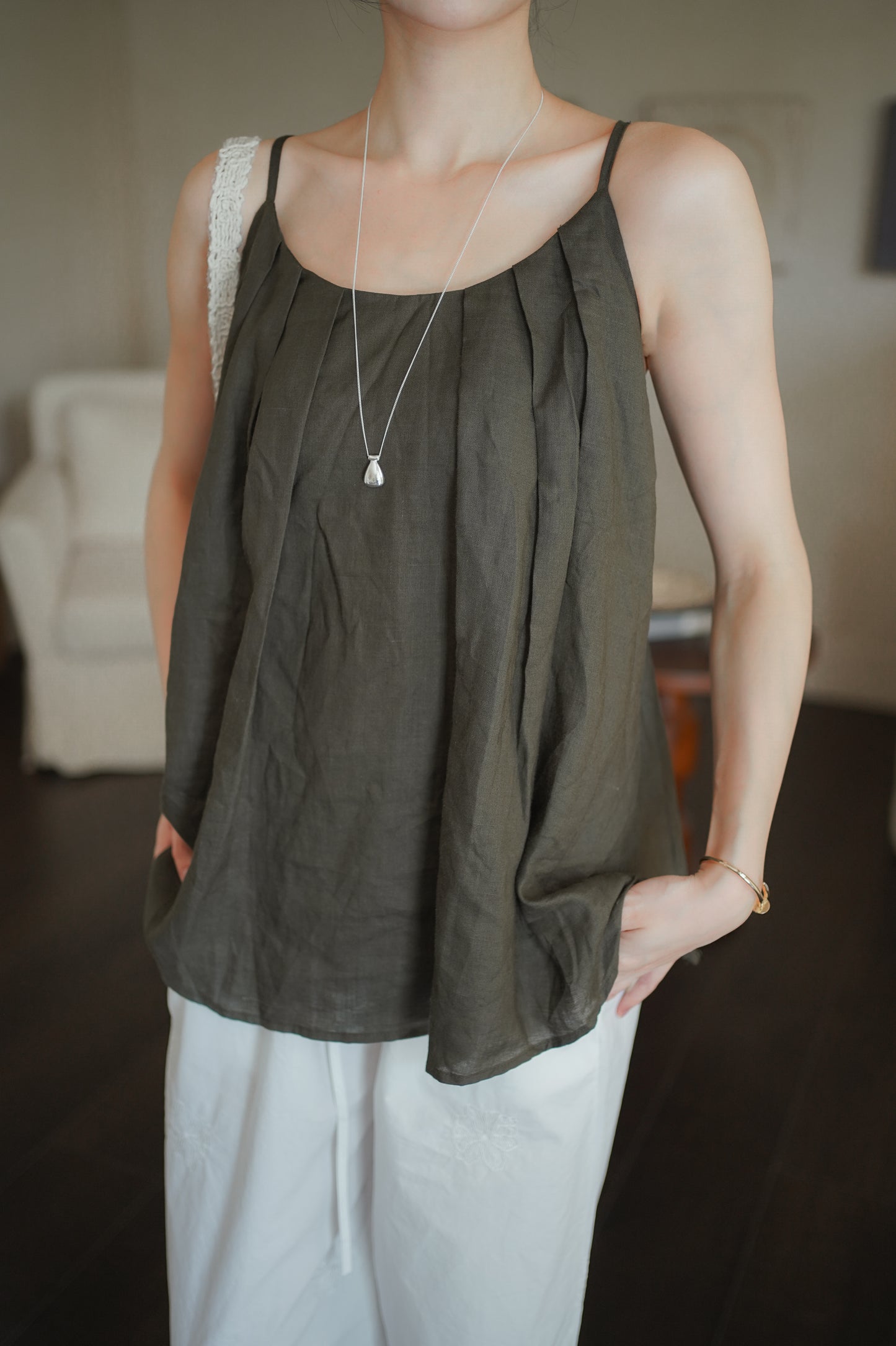 𝐉𝐮𝐧 Linen Halter Neck