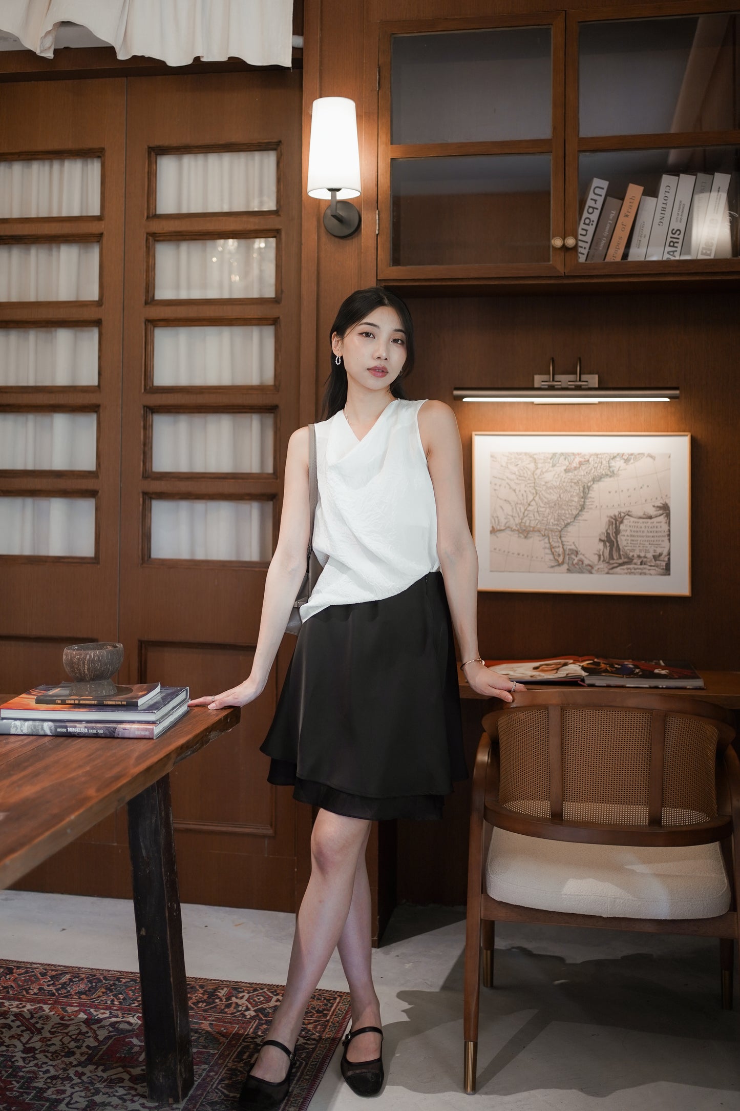 𝐉𝐮𝐧 【Office Pick | 高級垂墜感 】Ruched Drape Top