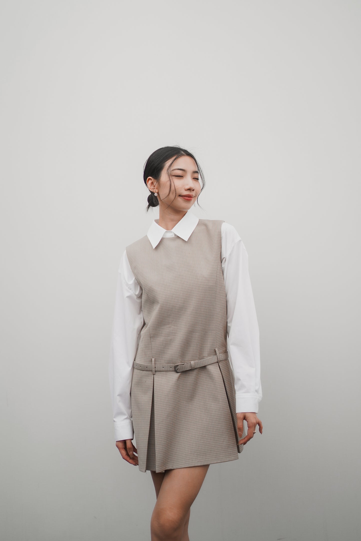 𝐌𝐚𝐫 Low-Waist Pleated OPS