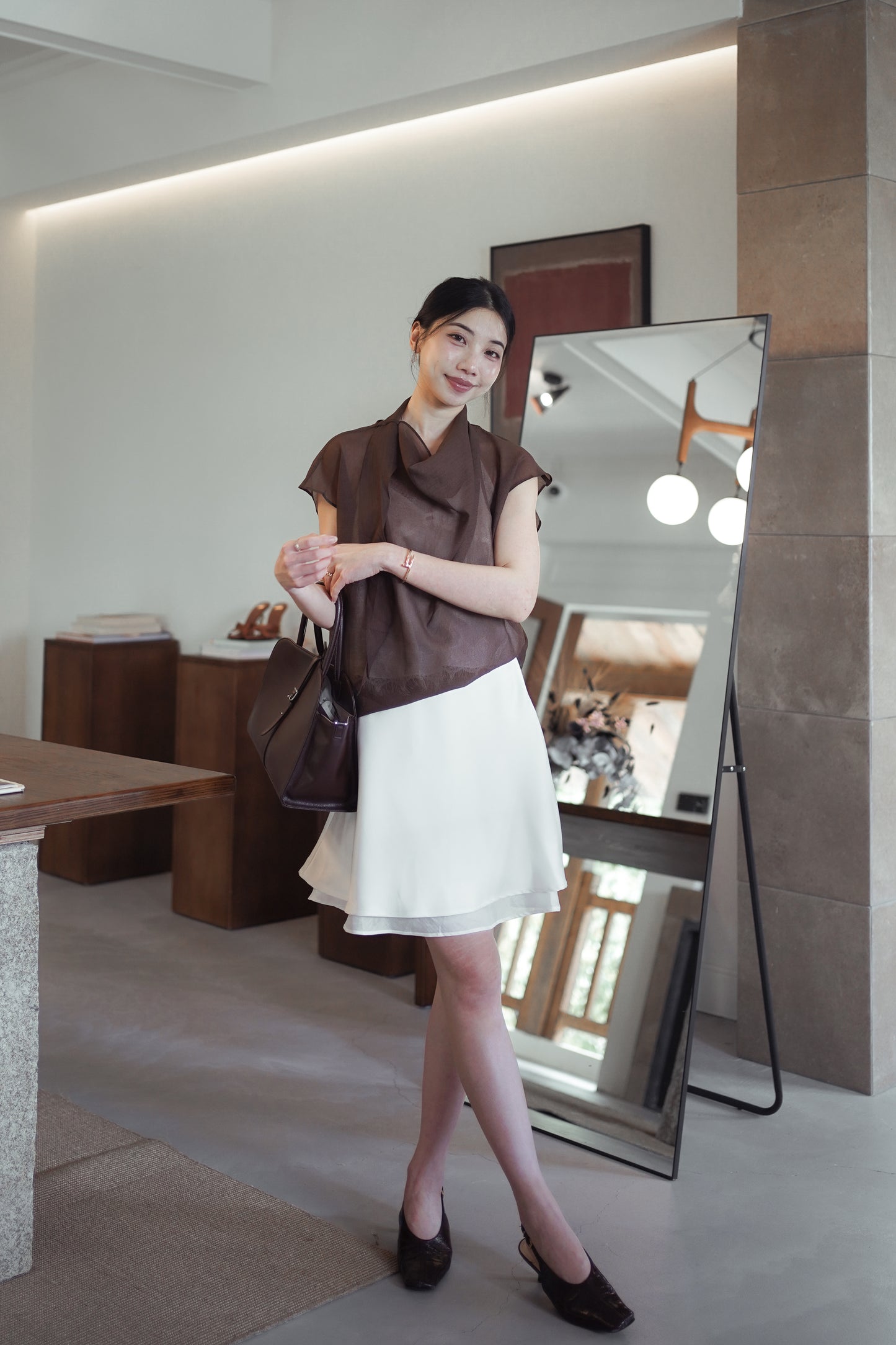 𝐉𝐮𝐧 Cowl Drape Top