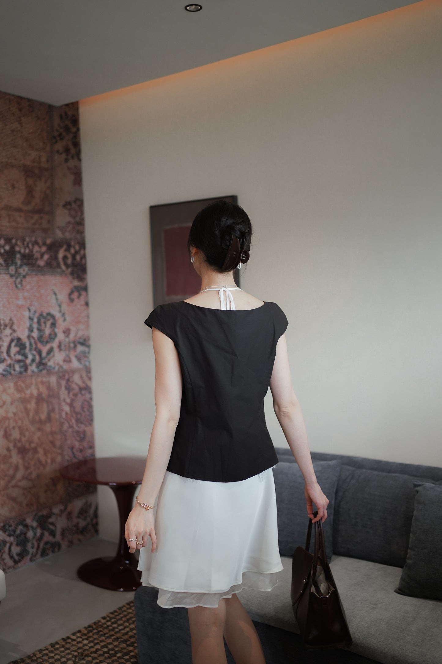 𝐉𝐮𝐧 Modern Frame Top