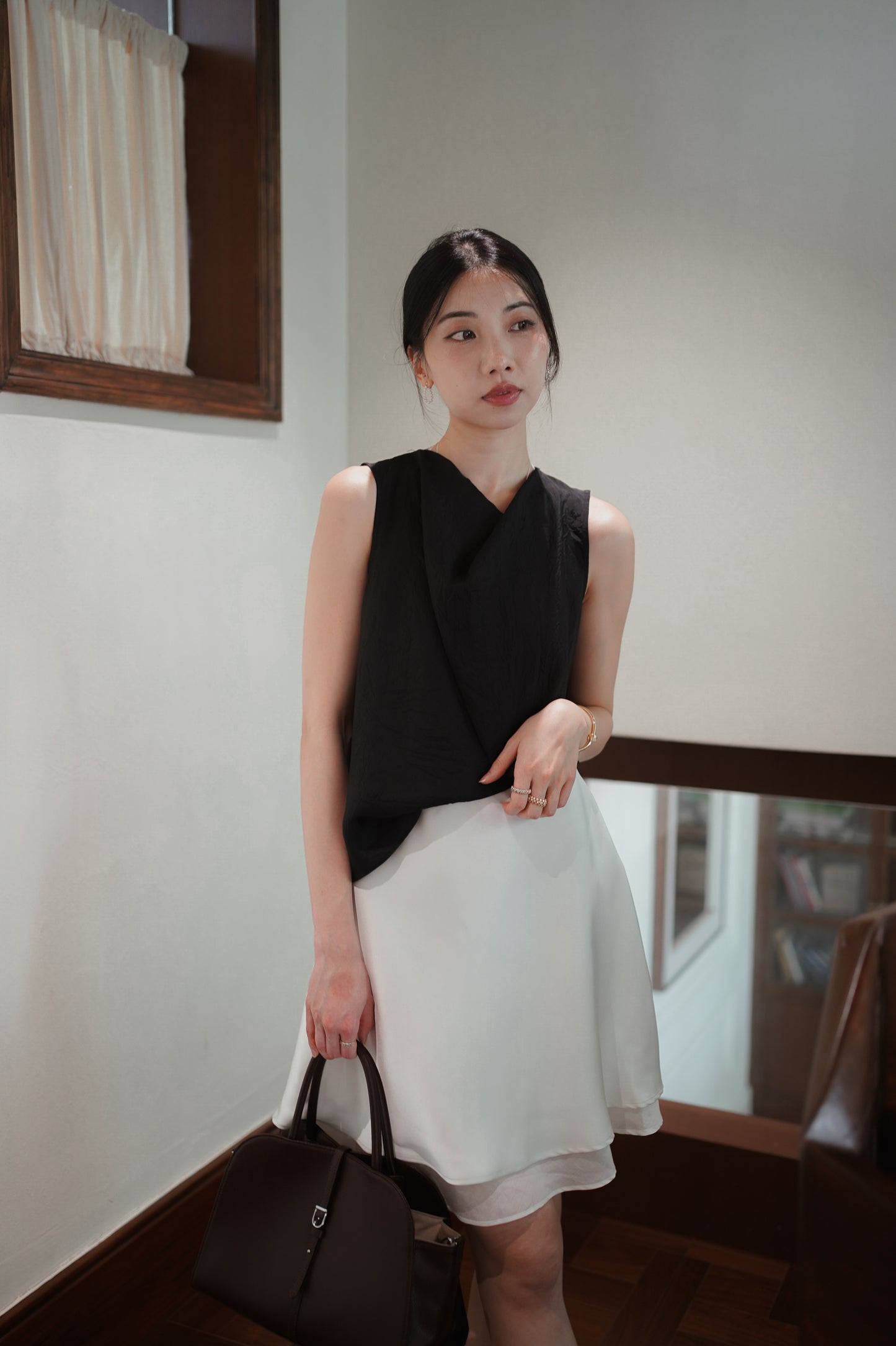 𝐉𝐮𝐧 【Office Pick | 高級垂墜感 】Ruched Drape Top