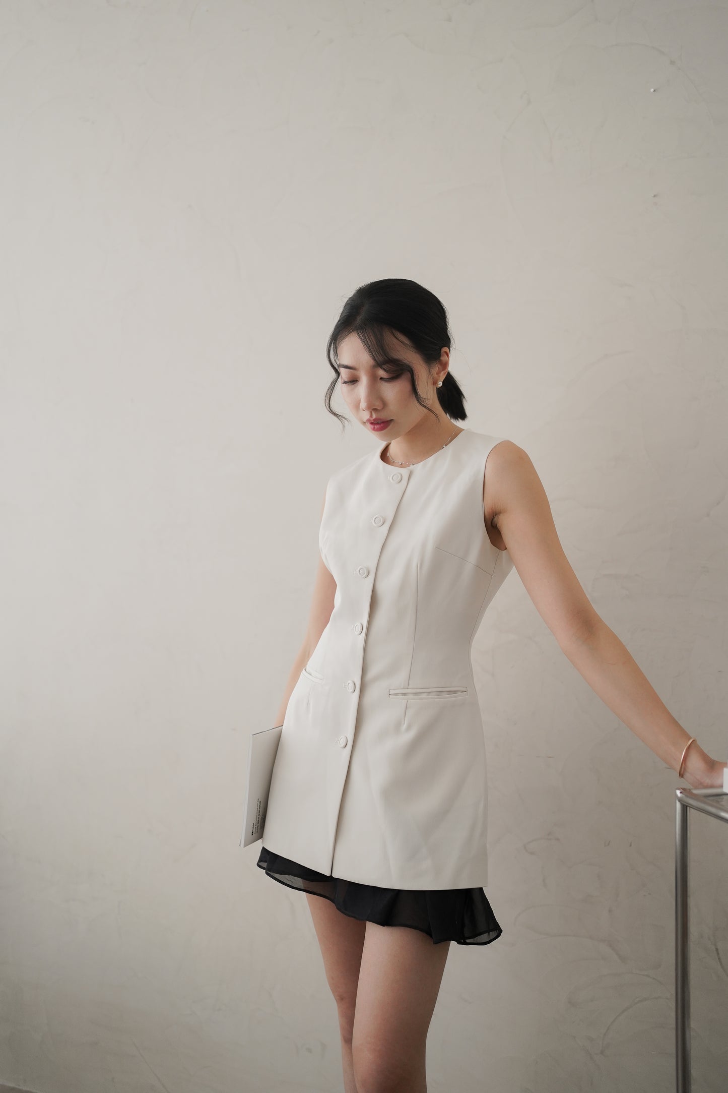 𝐉𝐮𝐥 Sculpted Line Tunic