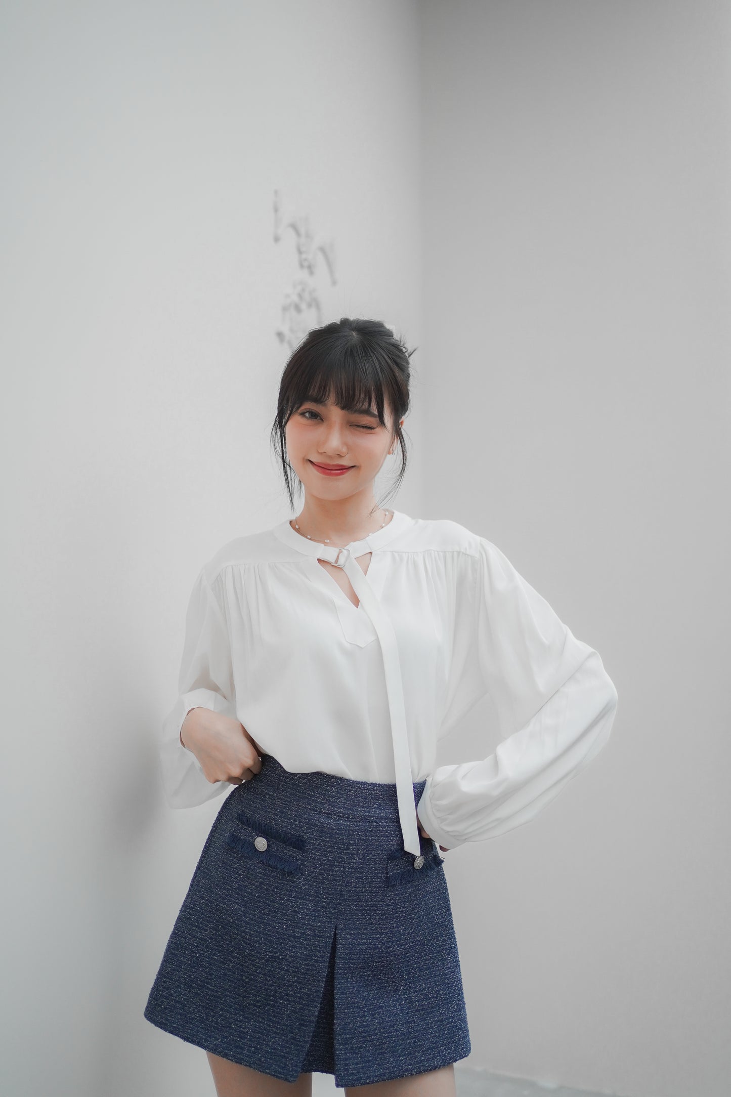 𝐌𝐚𝐫 Buckle Blouse