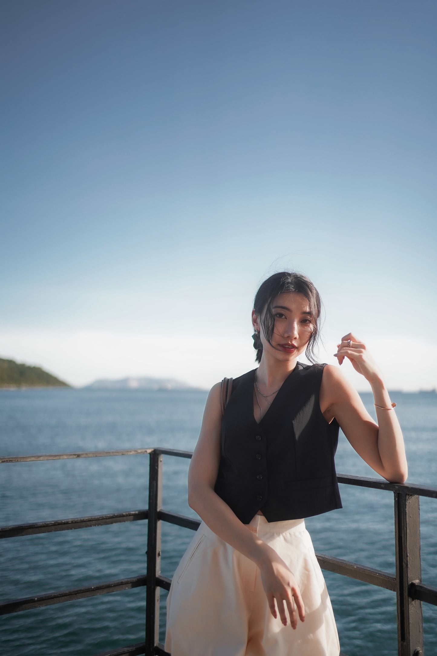 𝐊𝐞𝐝𝐢 𝐒𝐒 Nylon Cropped Suit Vest 【Anti-wrinkle fabric】ᵇᵉˢᵗ ⁱᵗᵉᵐ