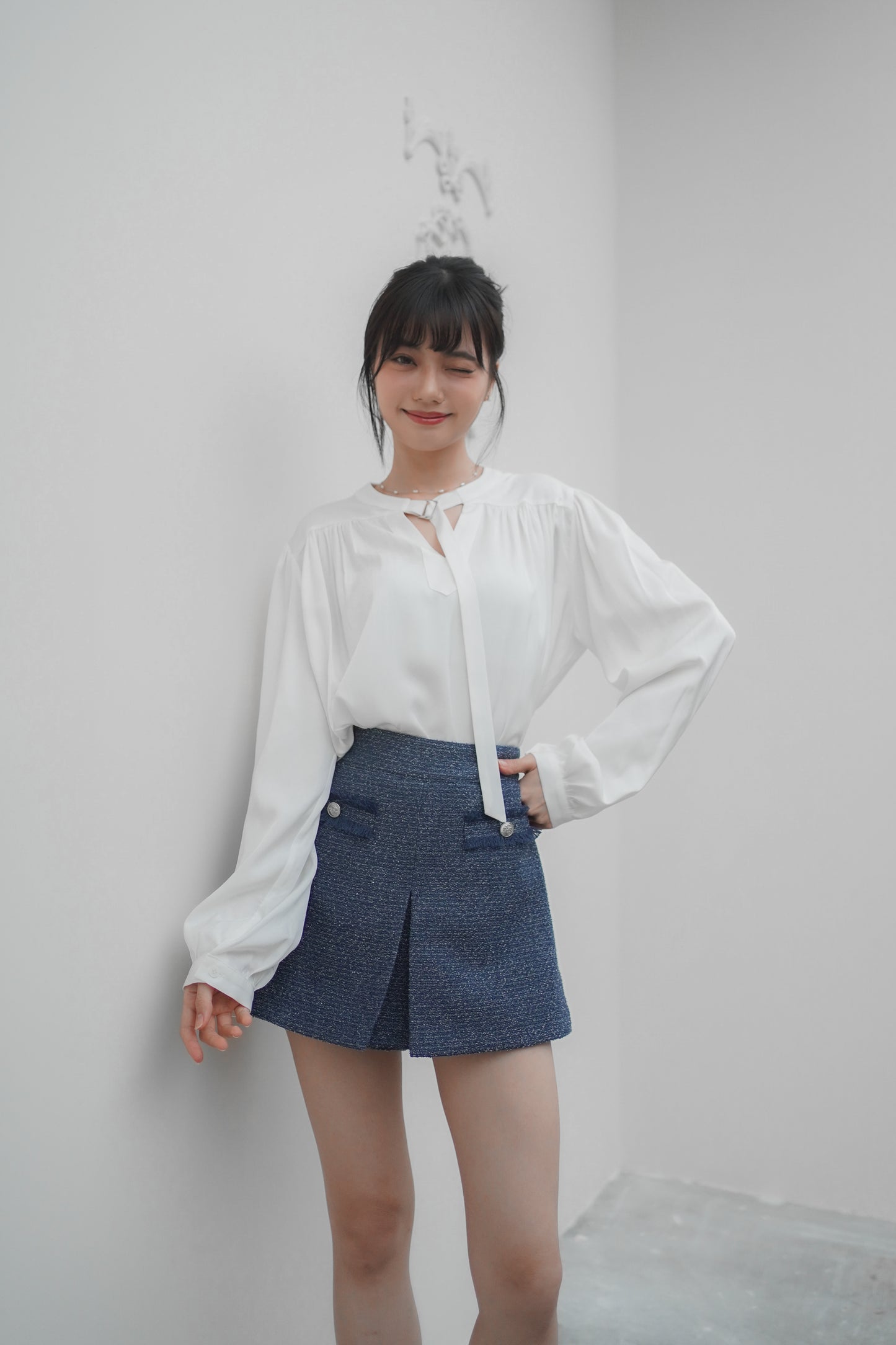 𝐌𝐚𝐫 Buckle Blouse