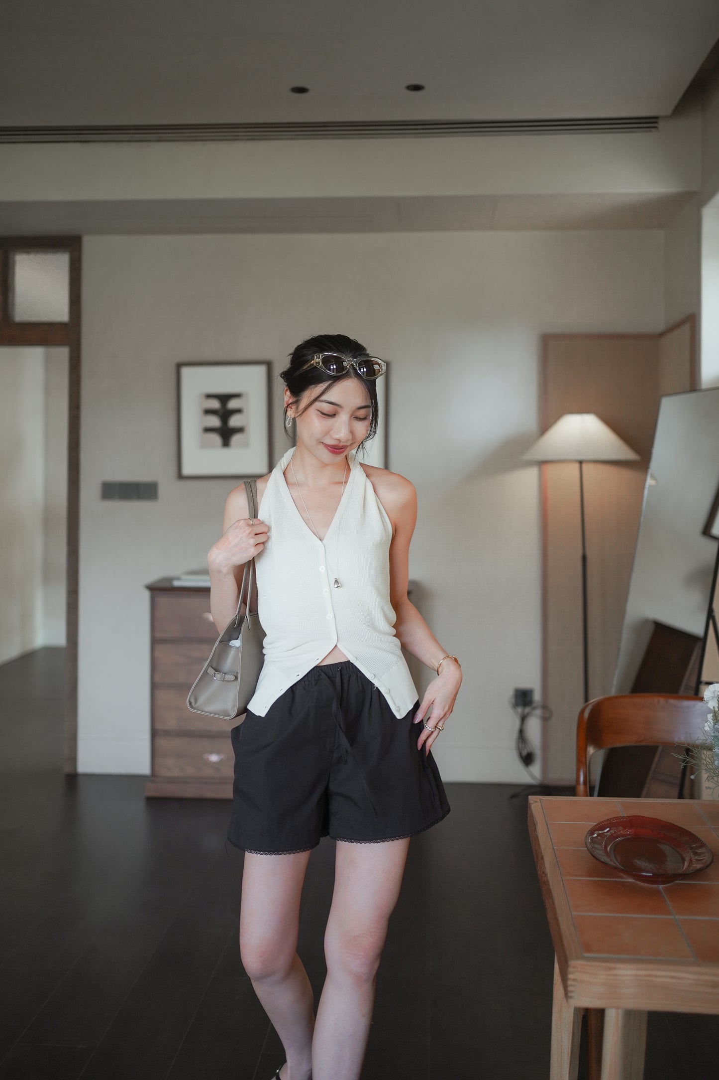 𝐉𝐮𝐧 Knitted Halter Neck